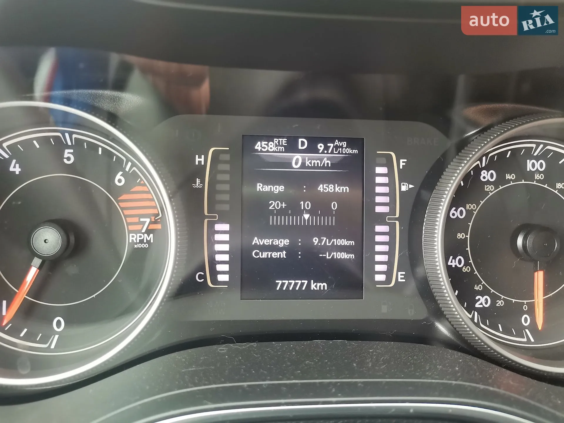 2019 Jeep Cherokee - мініатюра 4