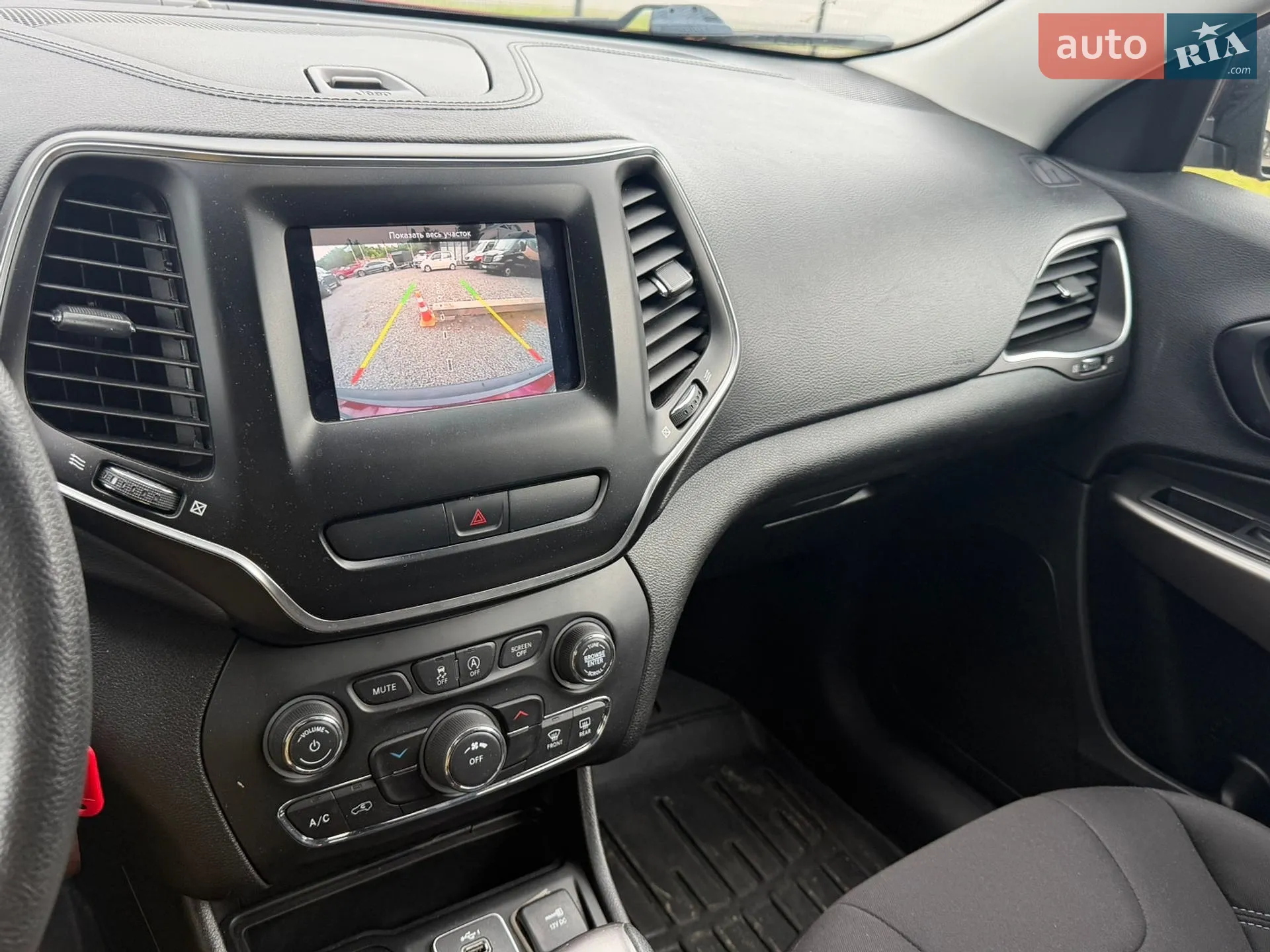 2020 Jeep Cherokee - мініатюра 13