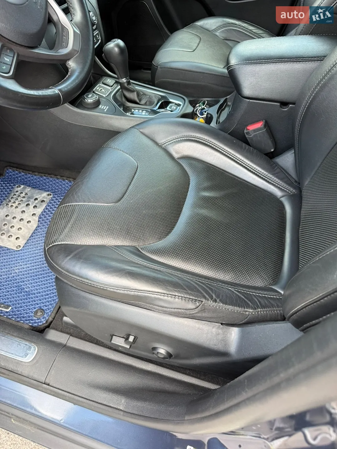 2019 Jeep Cherokee - мініатюра 18