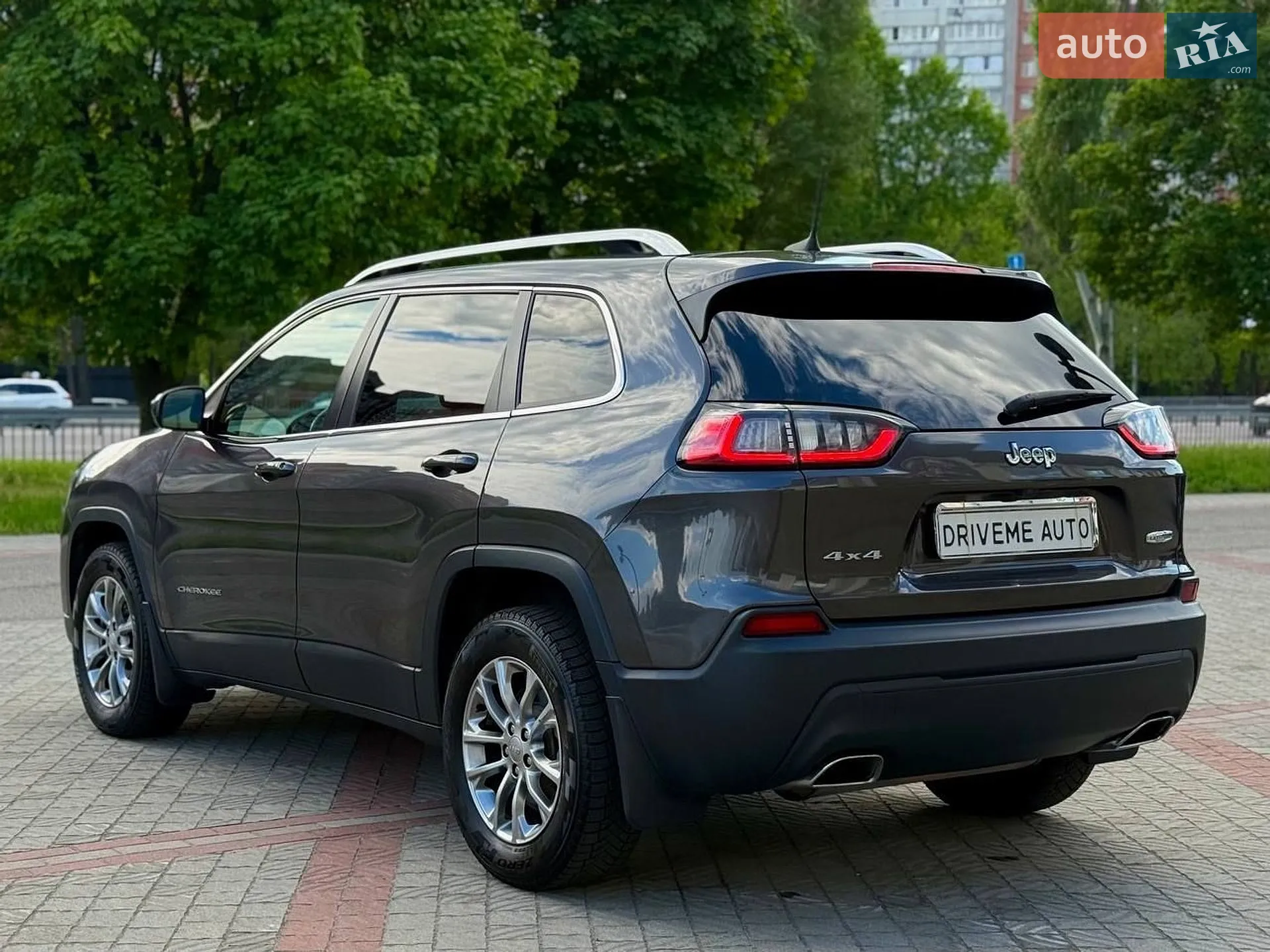 2018 Jeep Cherokee - мініатюра 6
