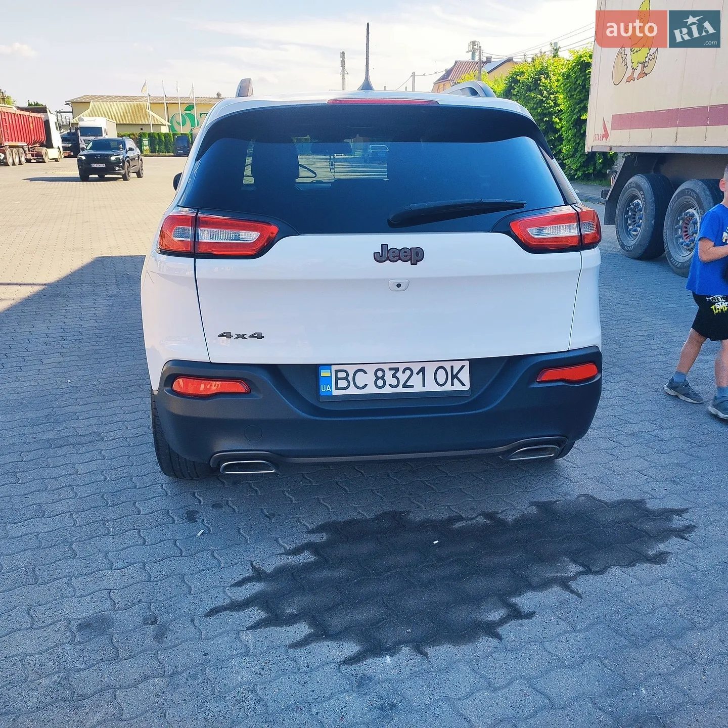 2016 Jeep Cherokee - мініатюра 14