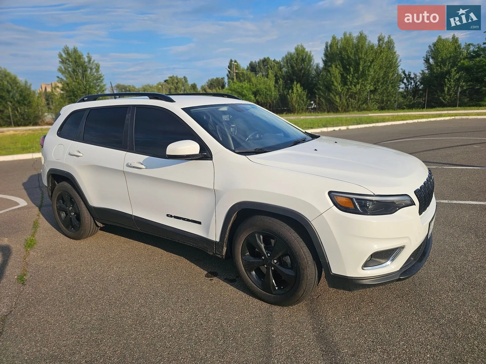 2018 Jeep Cherokee - фото 1