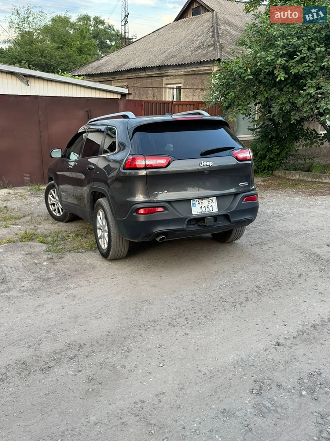 2015 Jeep Cherokee - мініатюра 4