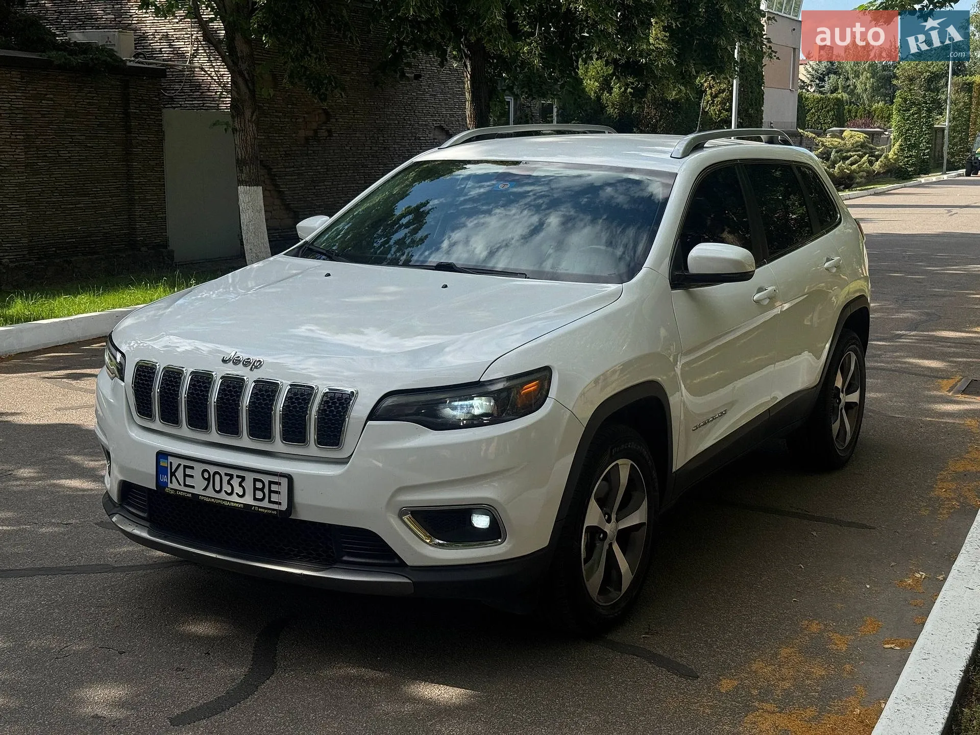 2020 Jeep Cherokee - мініатюра 3