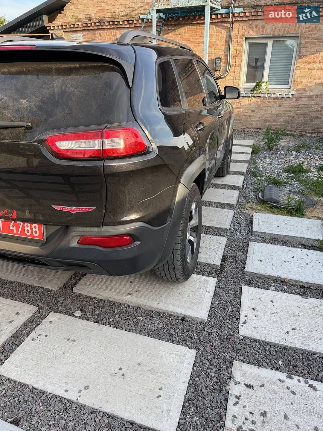 2014 Jeep Cherokee - мініатюра 2
