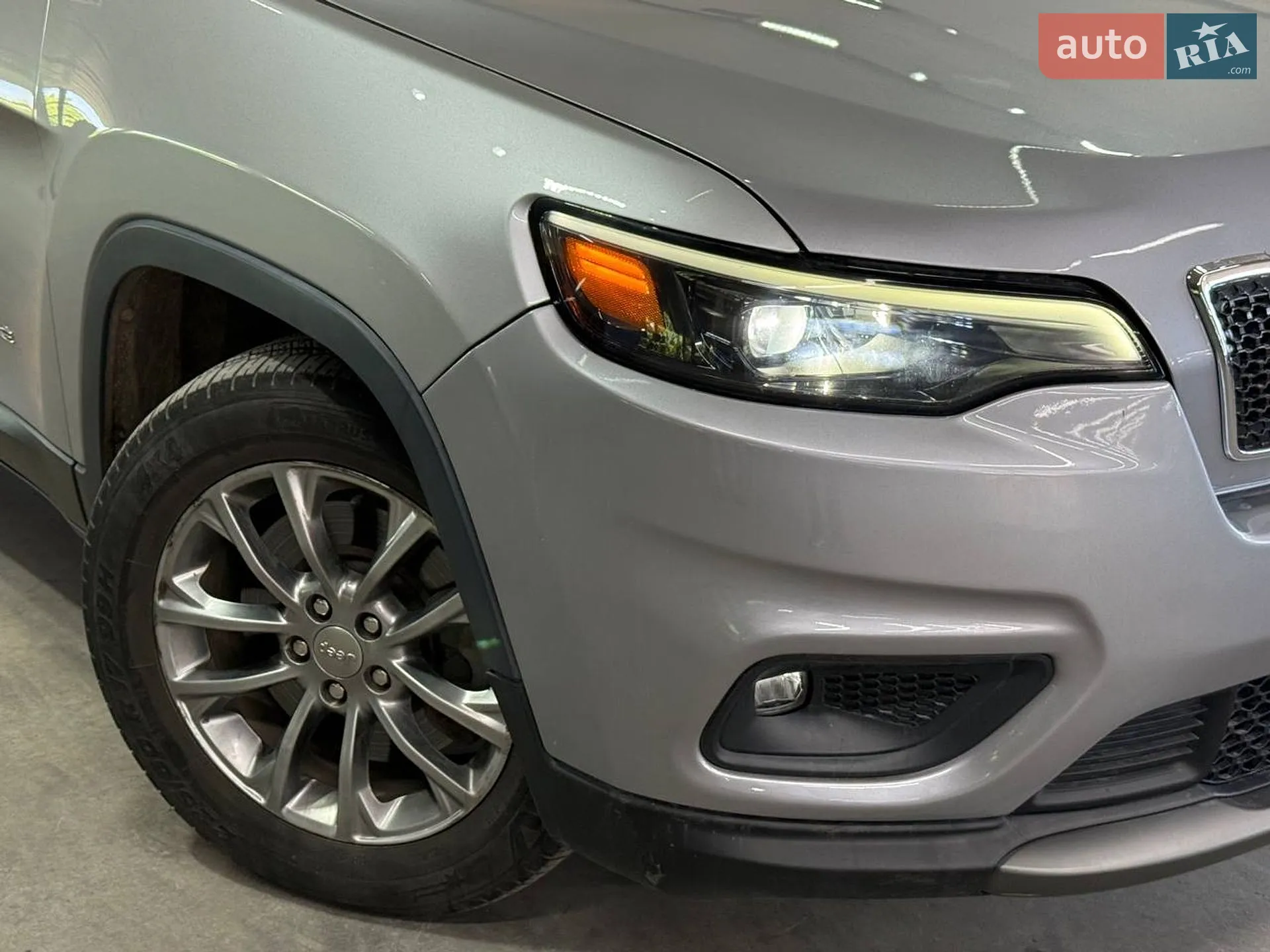 2019 Jeep Cherokee - мініатюра 2