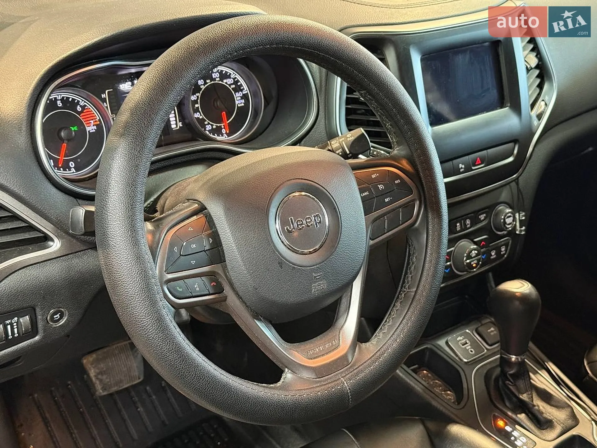 2019 Jeep Cherokee - мініатюра 13