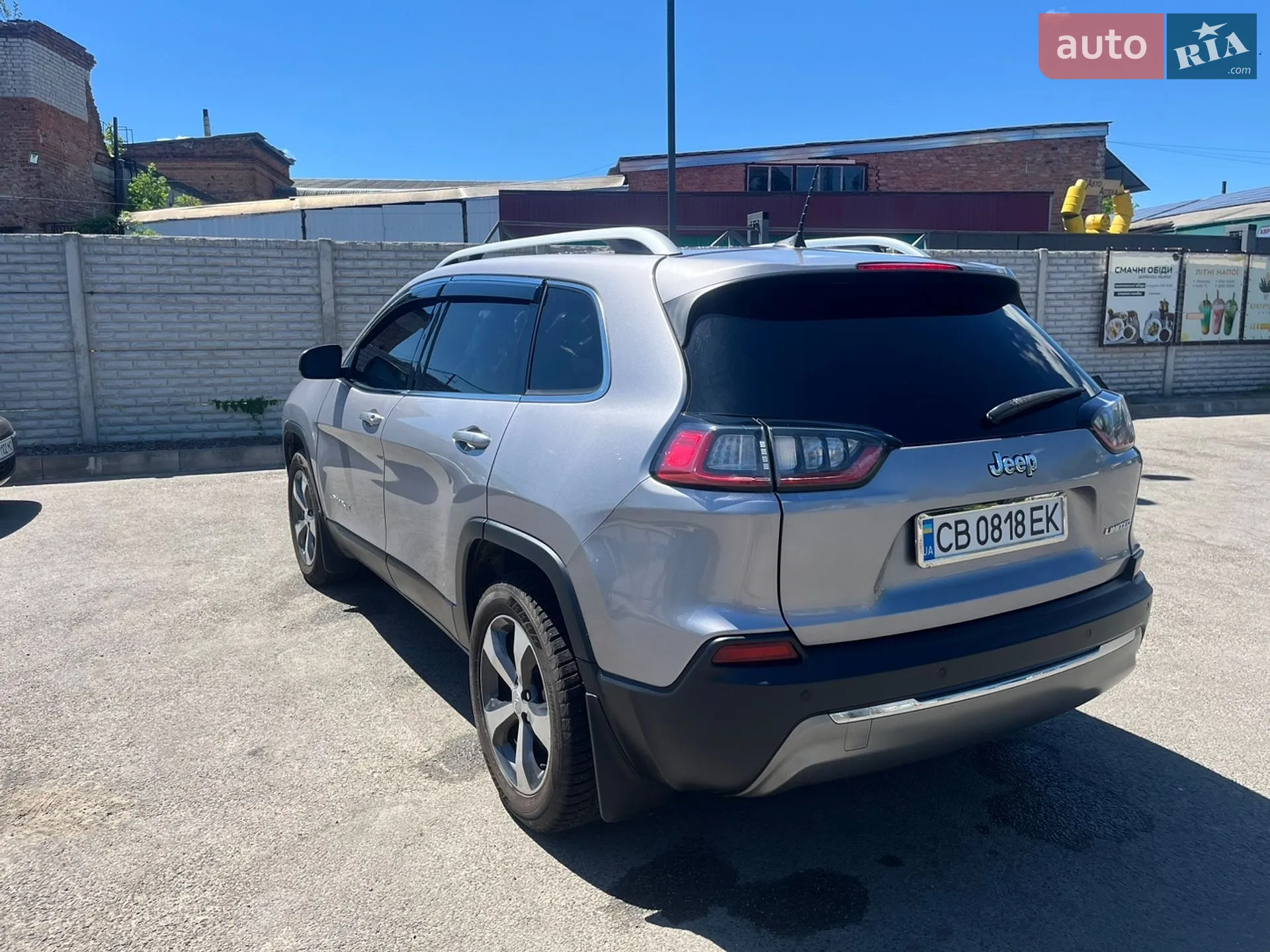 Jeep Cherokee 2019 VIN 1C4PJLDB6KD416090 фото оголошення 3 з 11