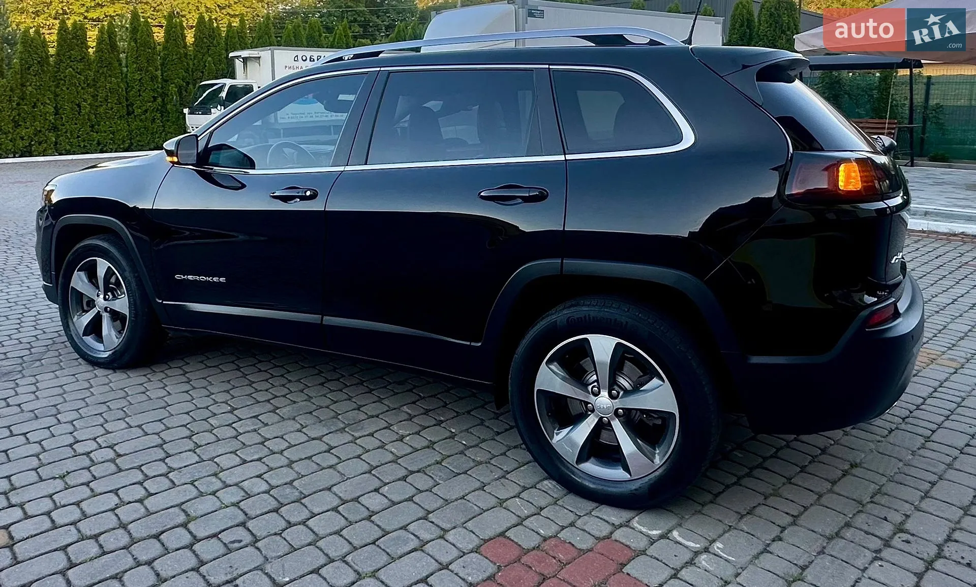 2018 Jeep Cherokee - мініатюра 14