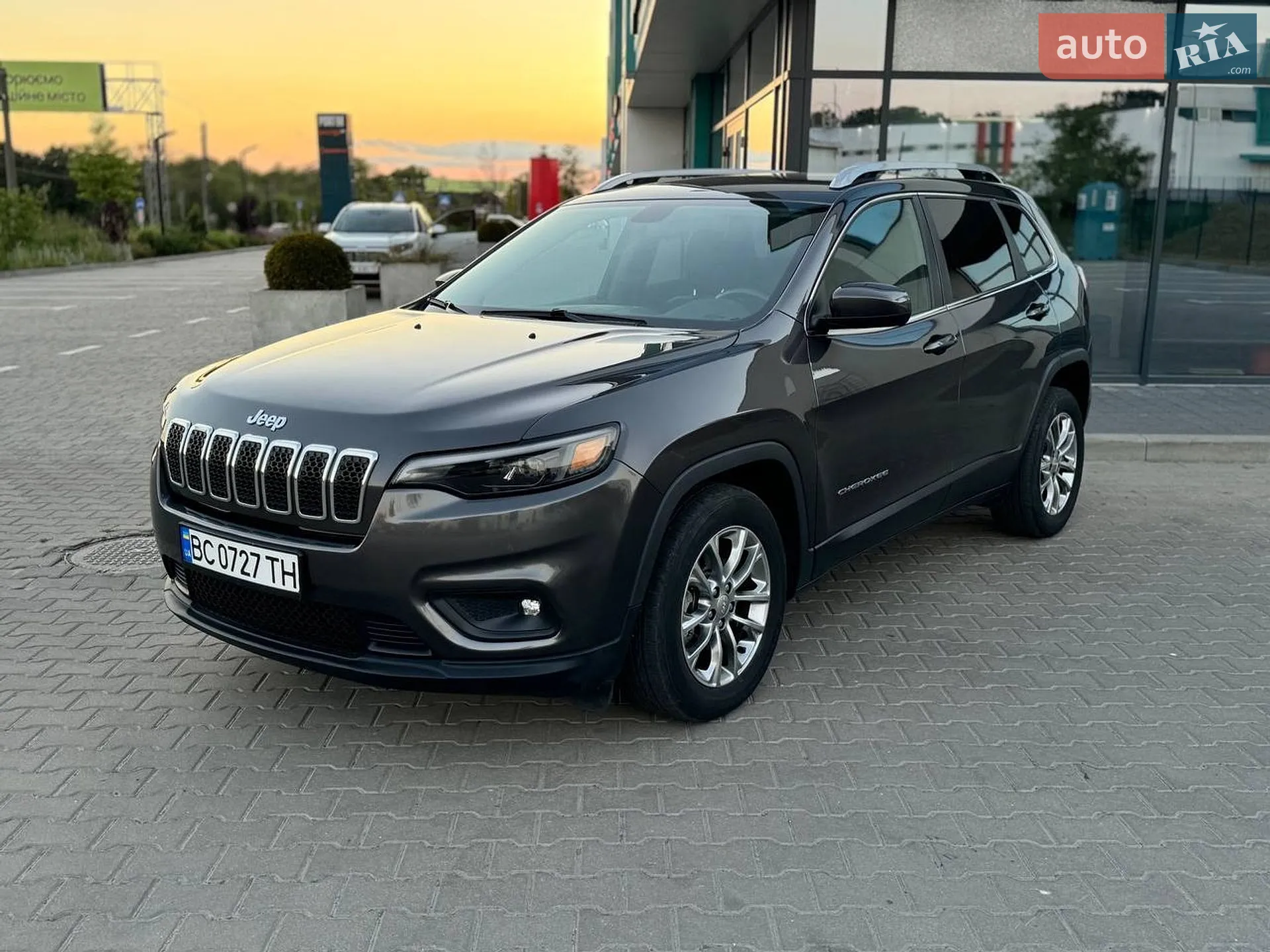 2018 Jeep Cherokee - мініатюра 5