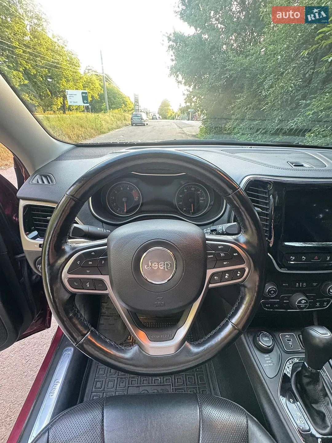 2020 Jeep Cherokee - мініатюра 20