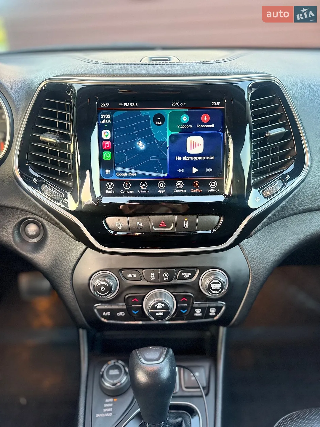 2020 Jeep Cherokee - мініатюра 27