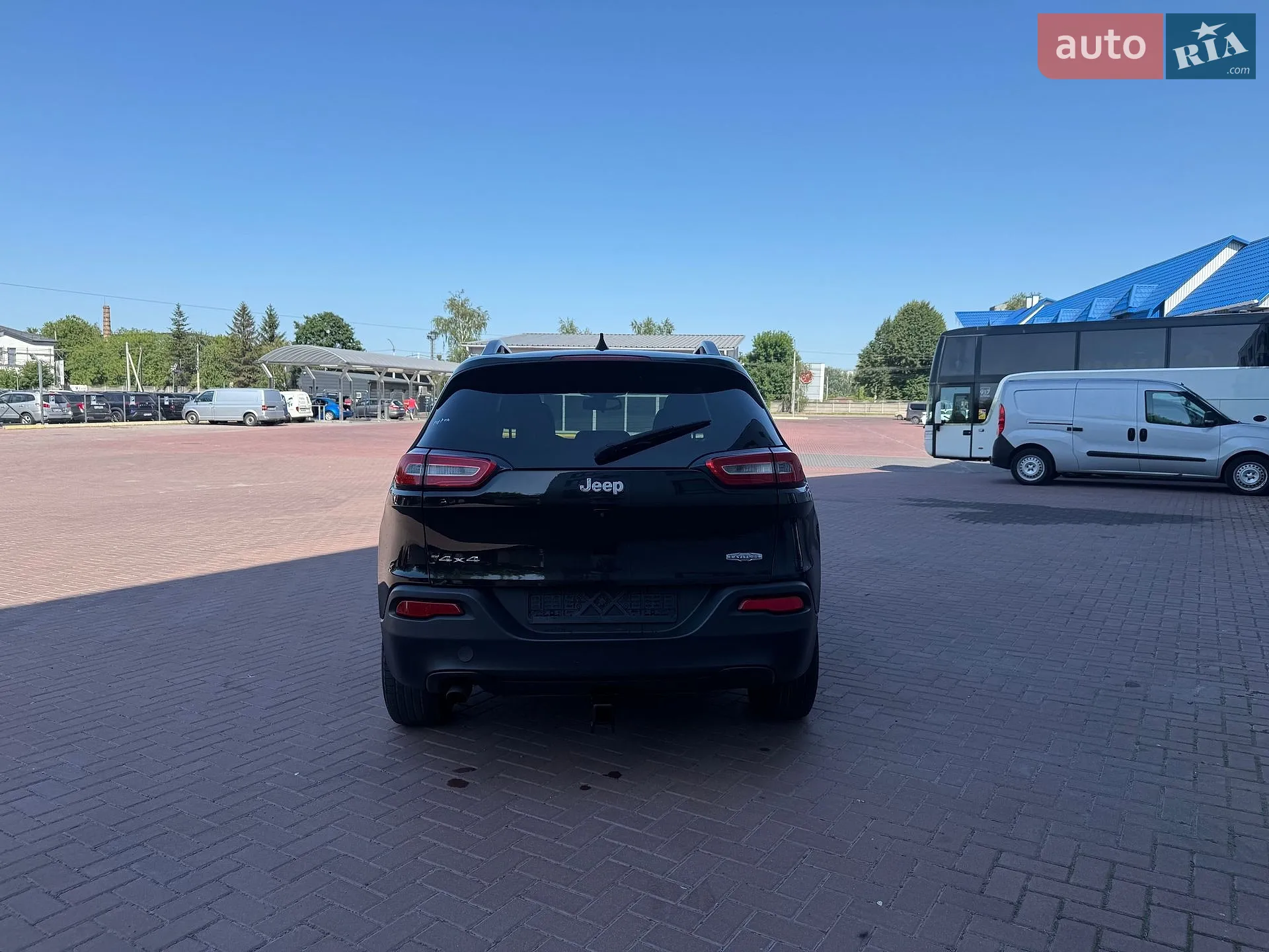 2016 Jeep Cherokee - мініатюра 10