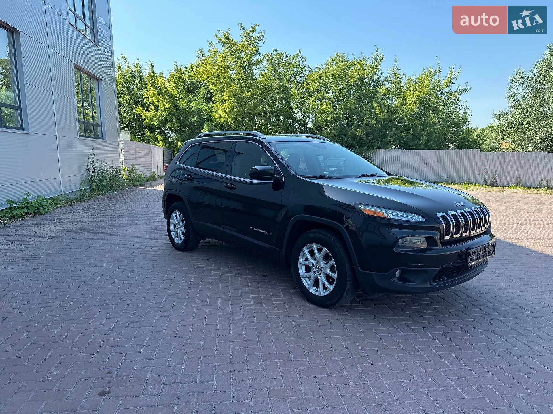 2016 Jeep Cherokee - мініатюра 27