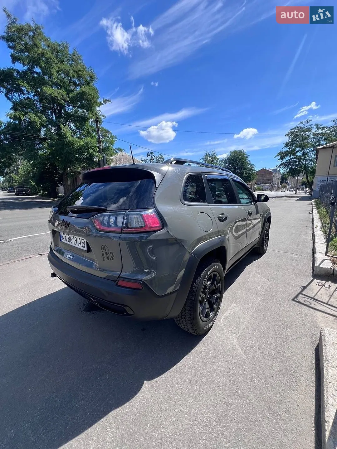 2022 Jeep Cherokee - мініатюра 8