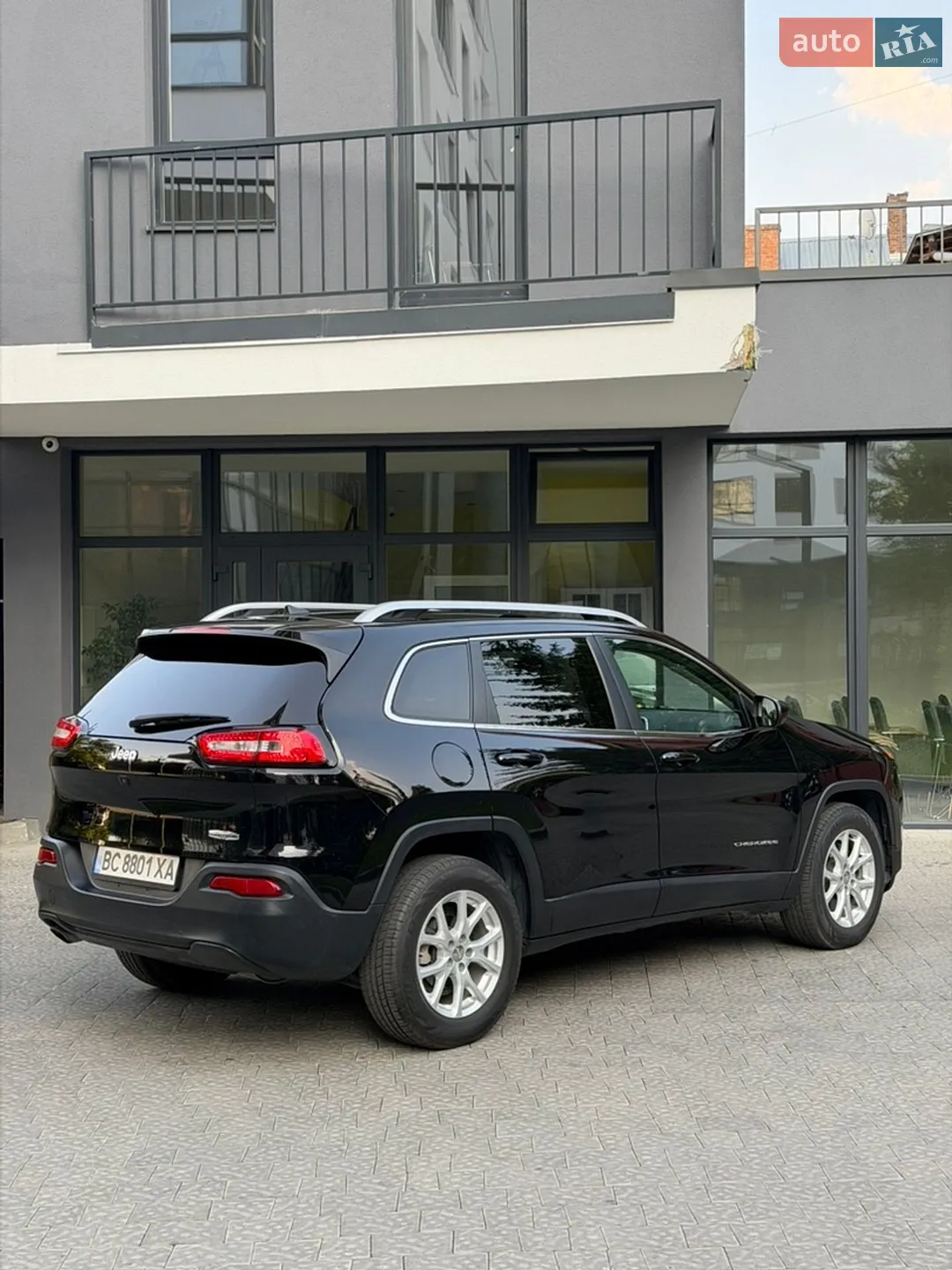 2017 Jeep Cherokee - мініатюра 11