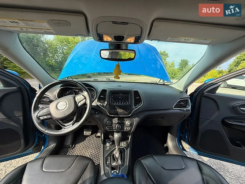 Jeep Cherokee 2019 VIN 1C4PJMLBXLD536919 фото оголошення 16 з 70