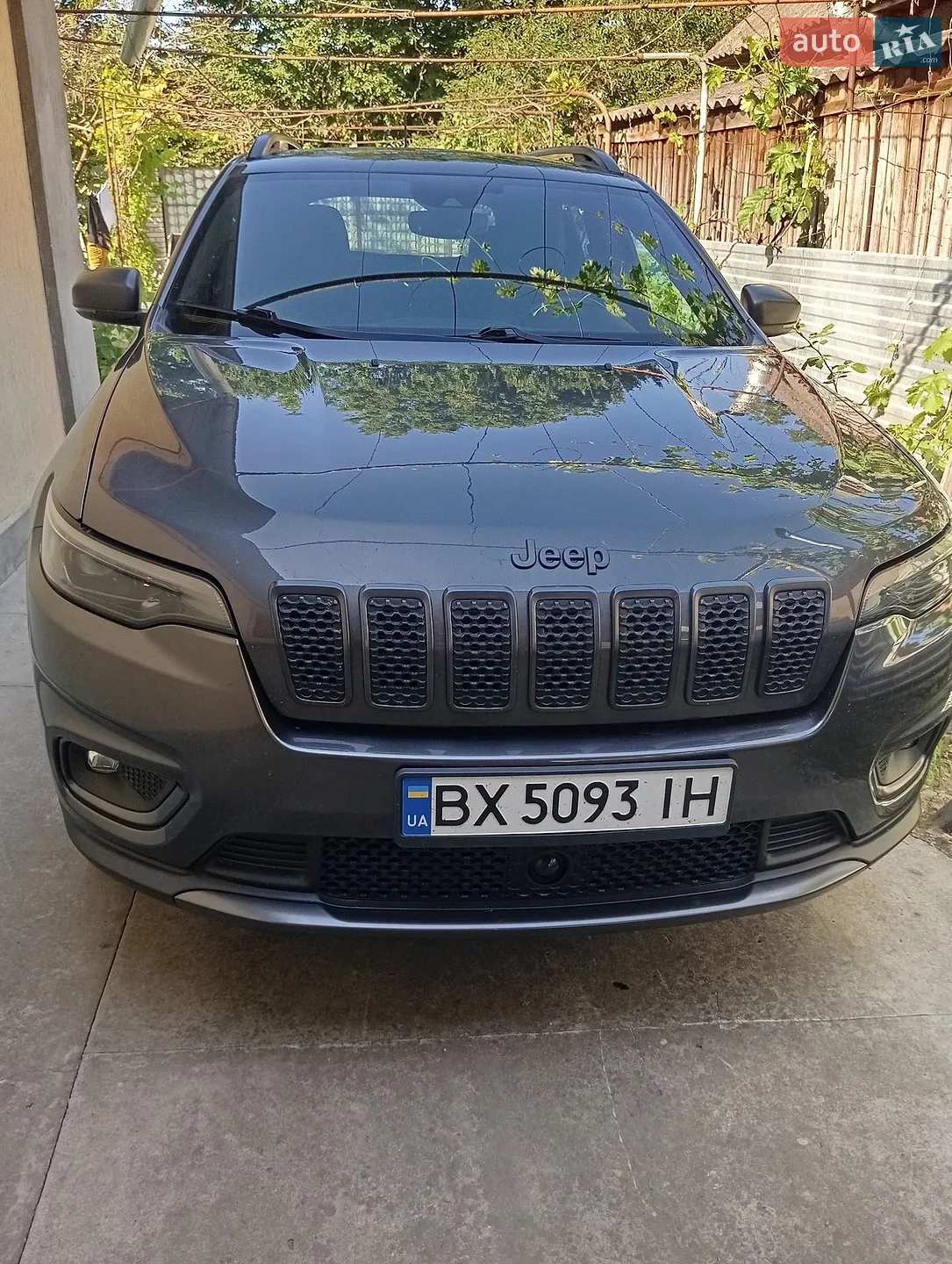 2020 Jeep Cherokee - фото 1