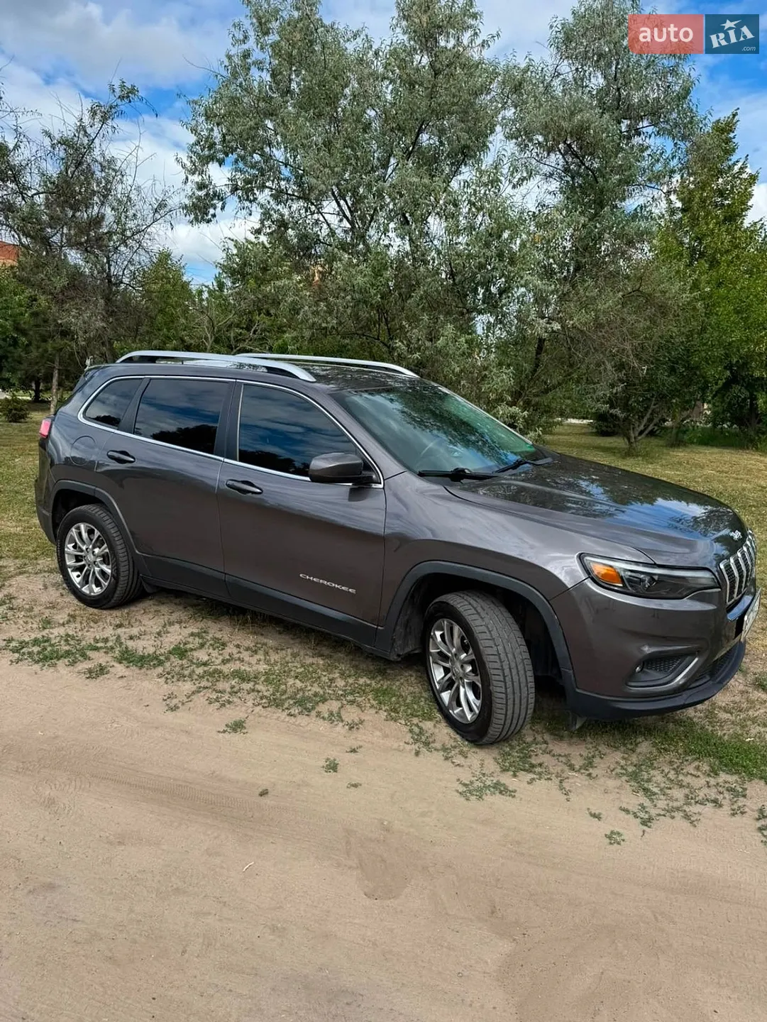 2018 Jeep Cherokee - мініатюра 3