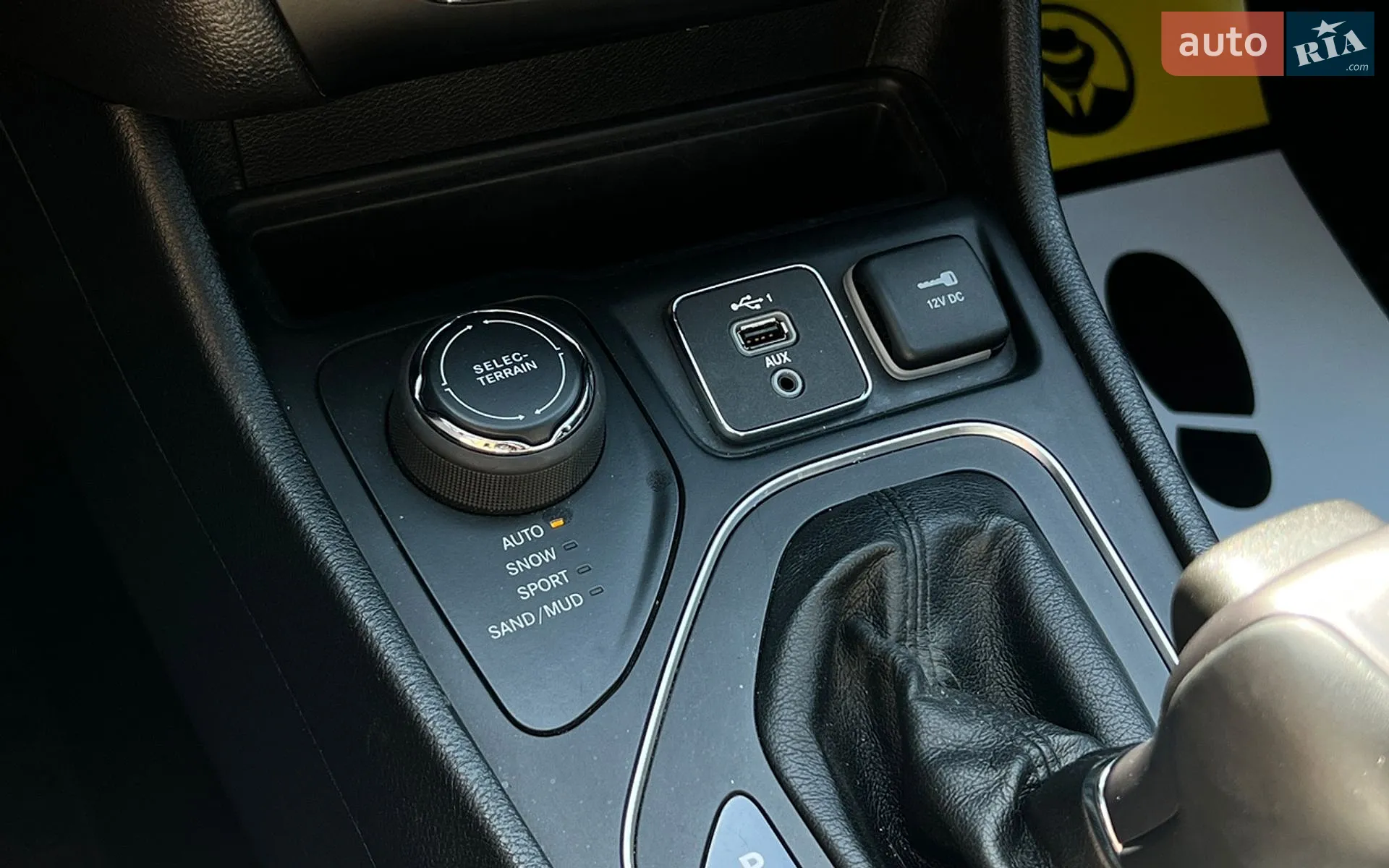 2019 Jeep Cherokee - мініатюра 18