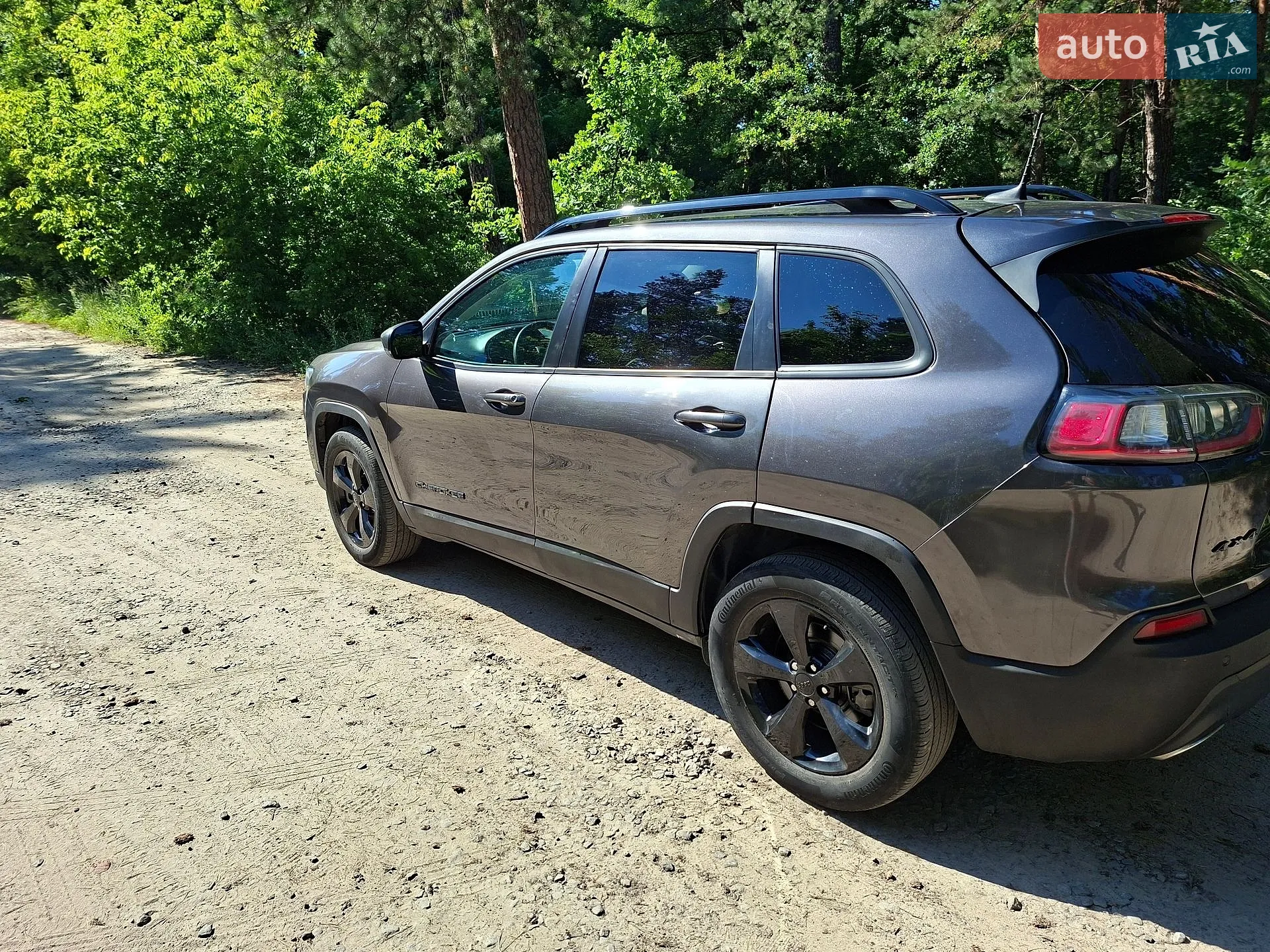 2020 Jeep Cherokee - мініатюра 2