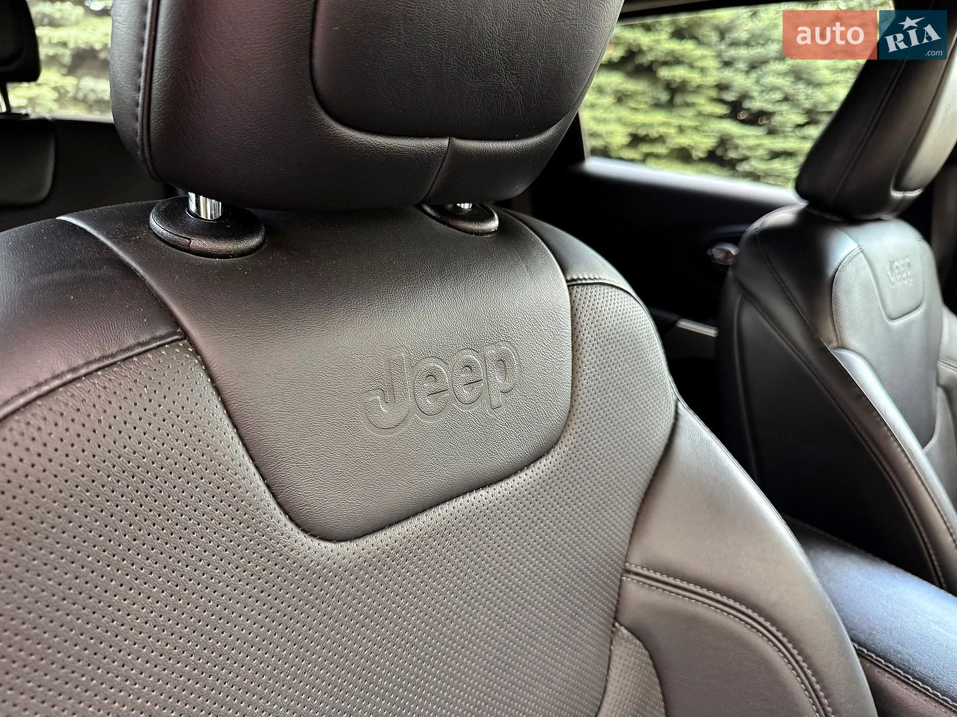 2019 Jeep Cherokee - мініатюра 90