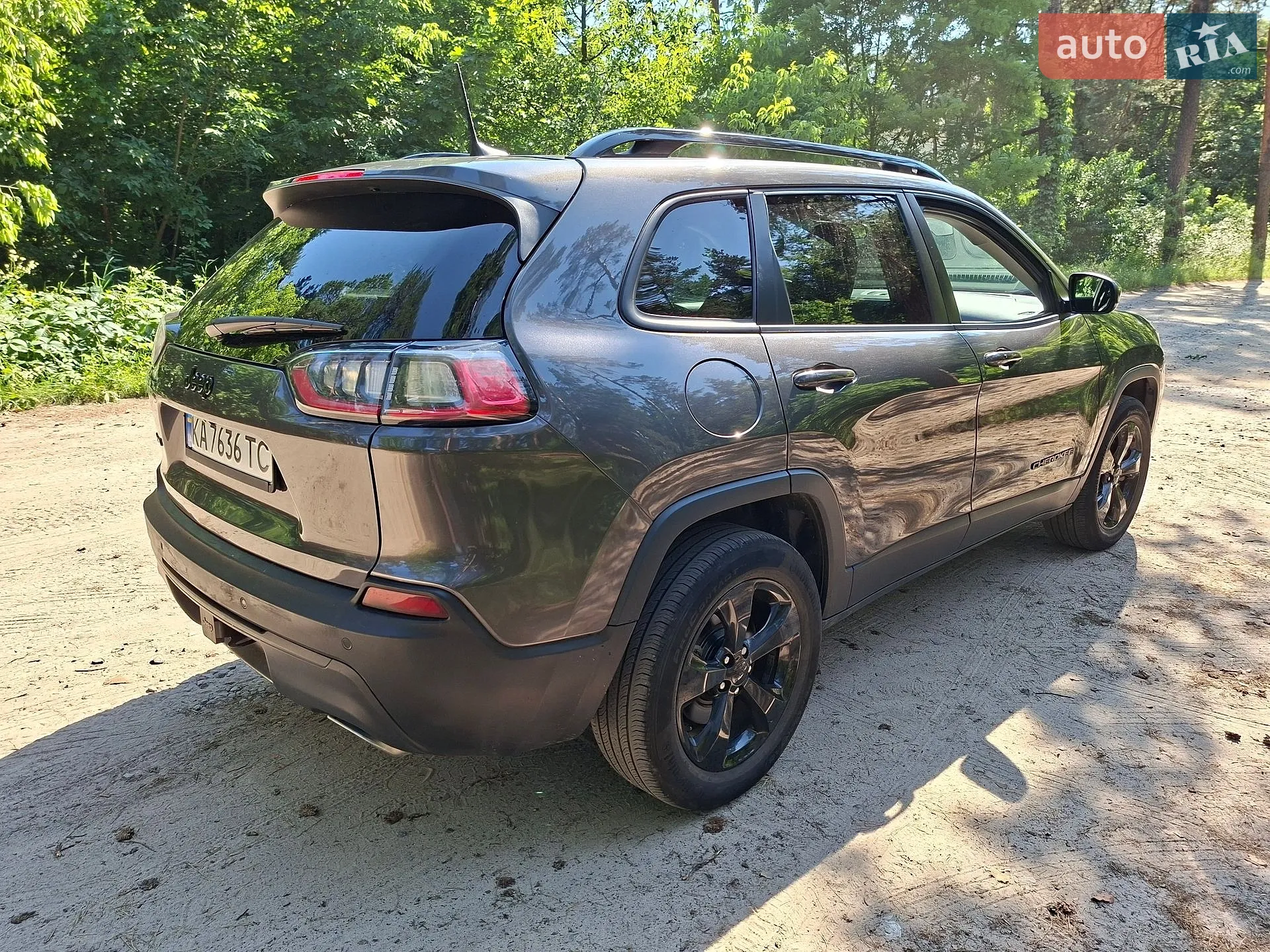 2020 Jeep Cherokee - мініатюра 4
