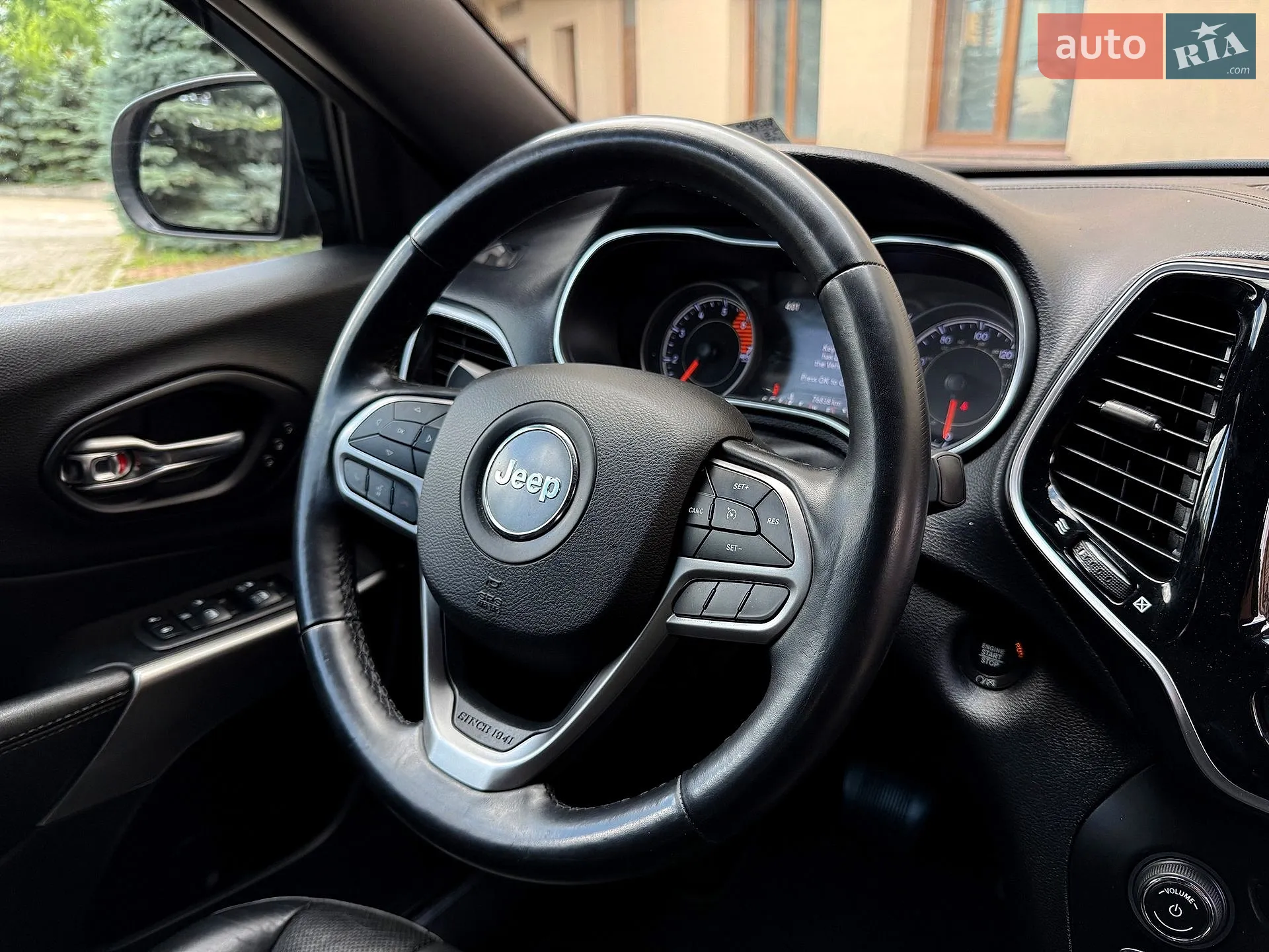 2019 Jeep Cherokee - мініатюра 104