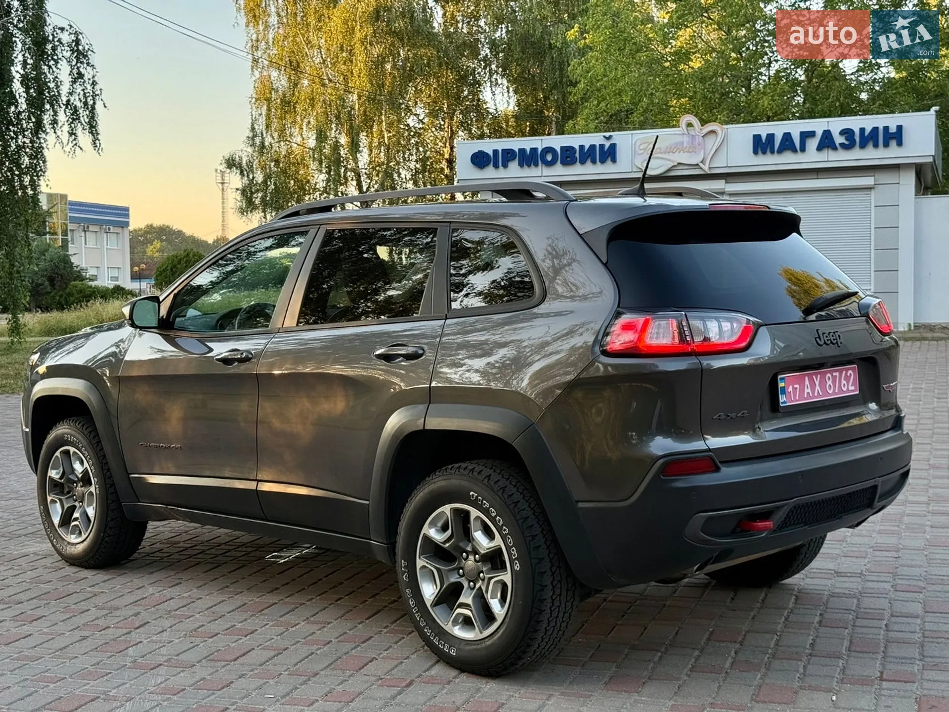 2018 Jeep Cherokee - мініатюра 15