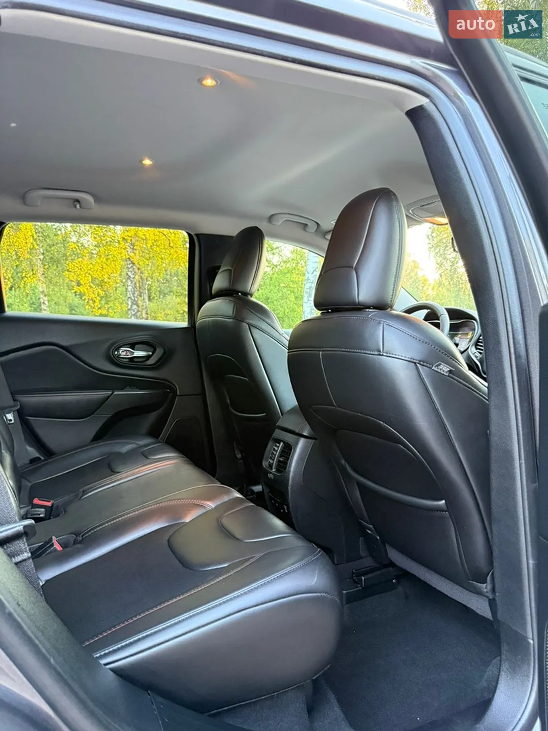 2018 Jeep Cherokee - мініатюра 32