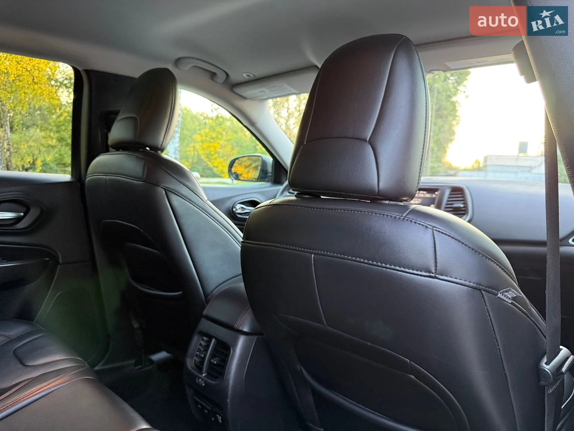 2018 Jeep Cherokee - мініатюра 37