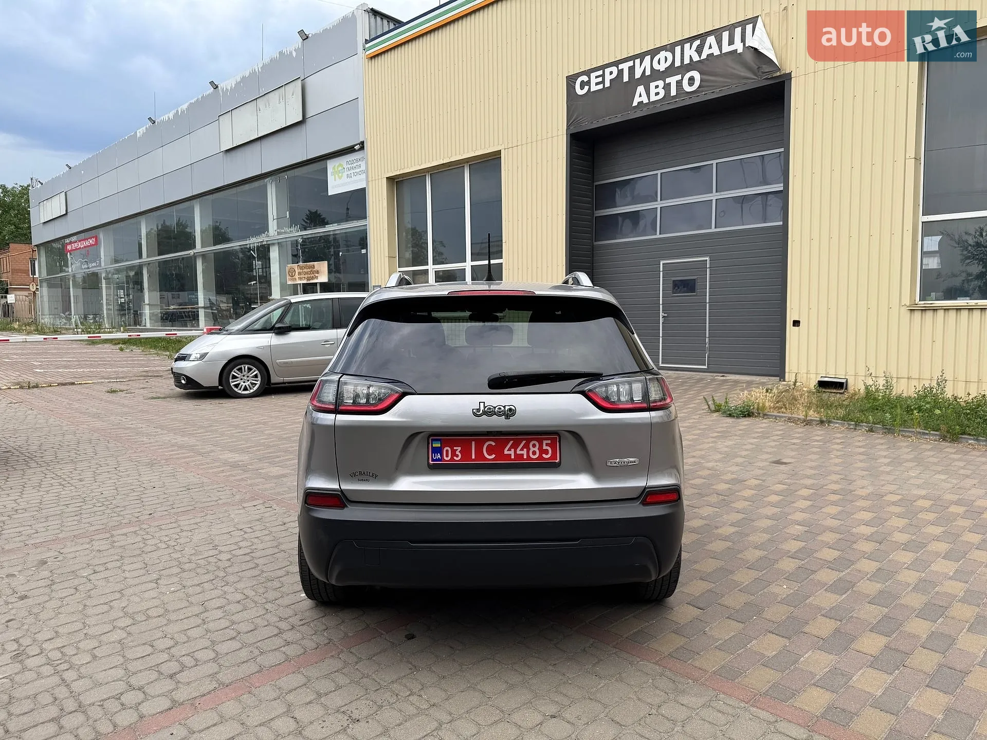 2018 Jeep Cherokee - мініатюра 14