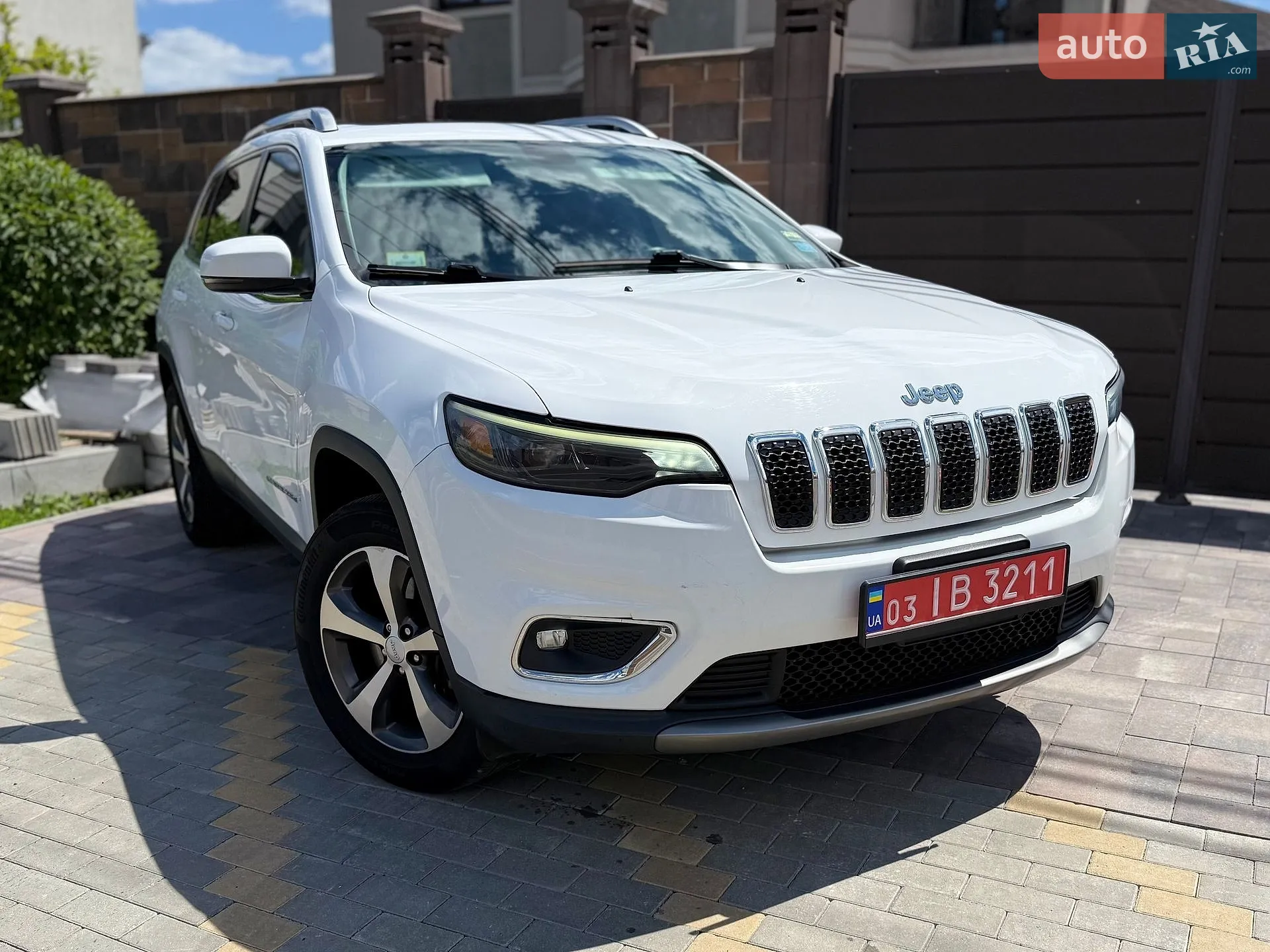 2020 Jeep Cherokee - мініатюра 5