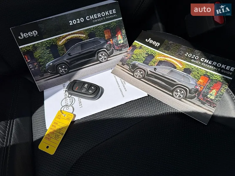 Внедорожник / Кроссовер Jeep Cherokee 2020 в Киеве документ