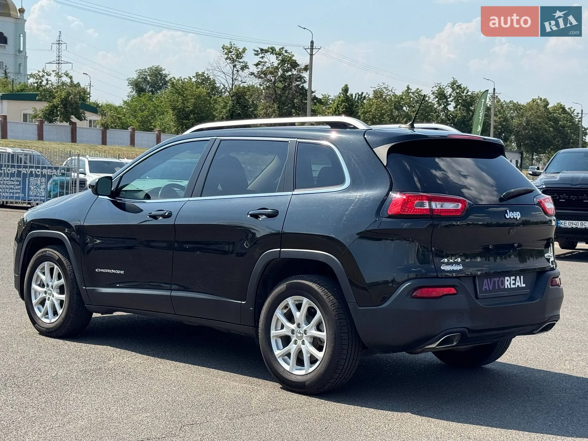 2015 Jeep Cherokee - мініатюра 10