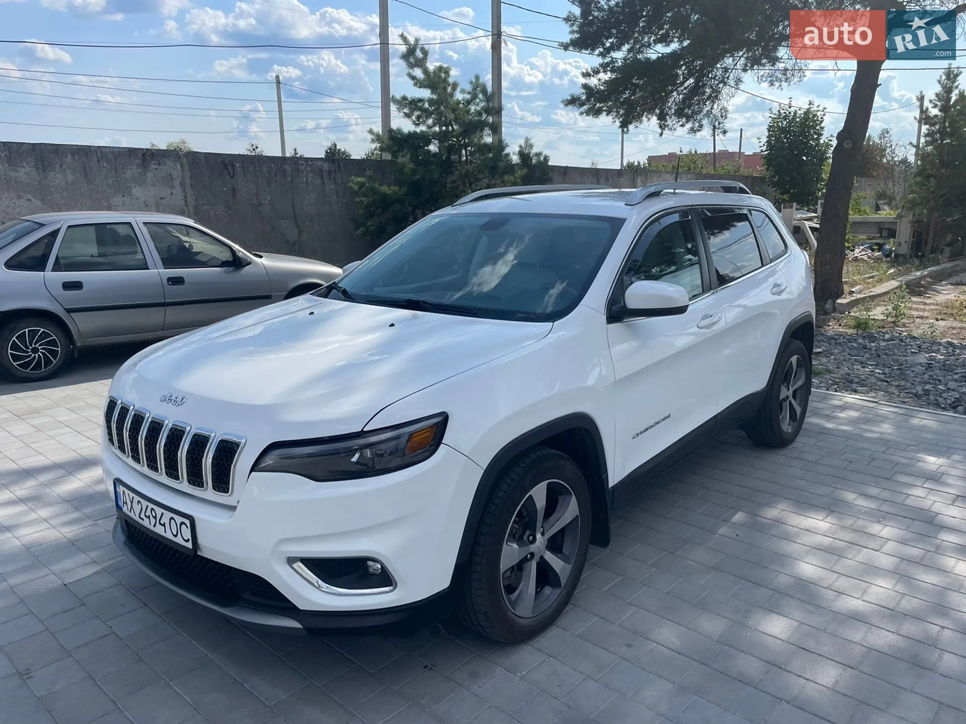 2018 Jeep Cherokee - мініатюра 2