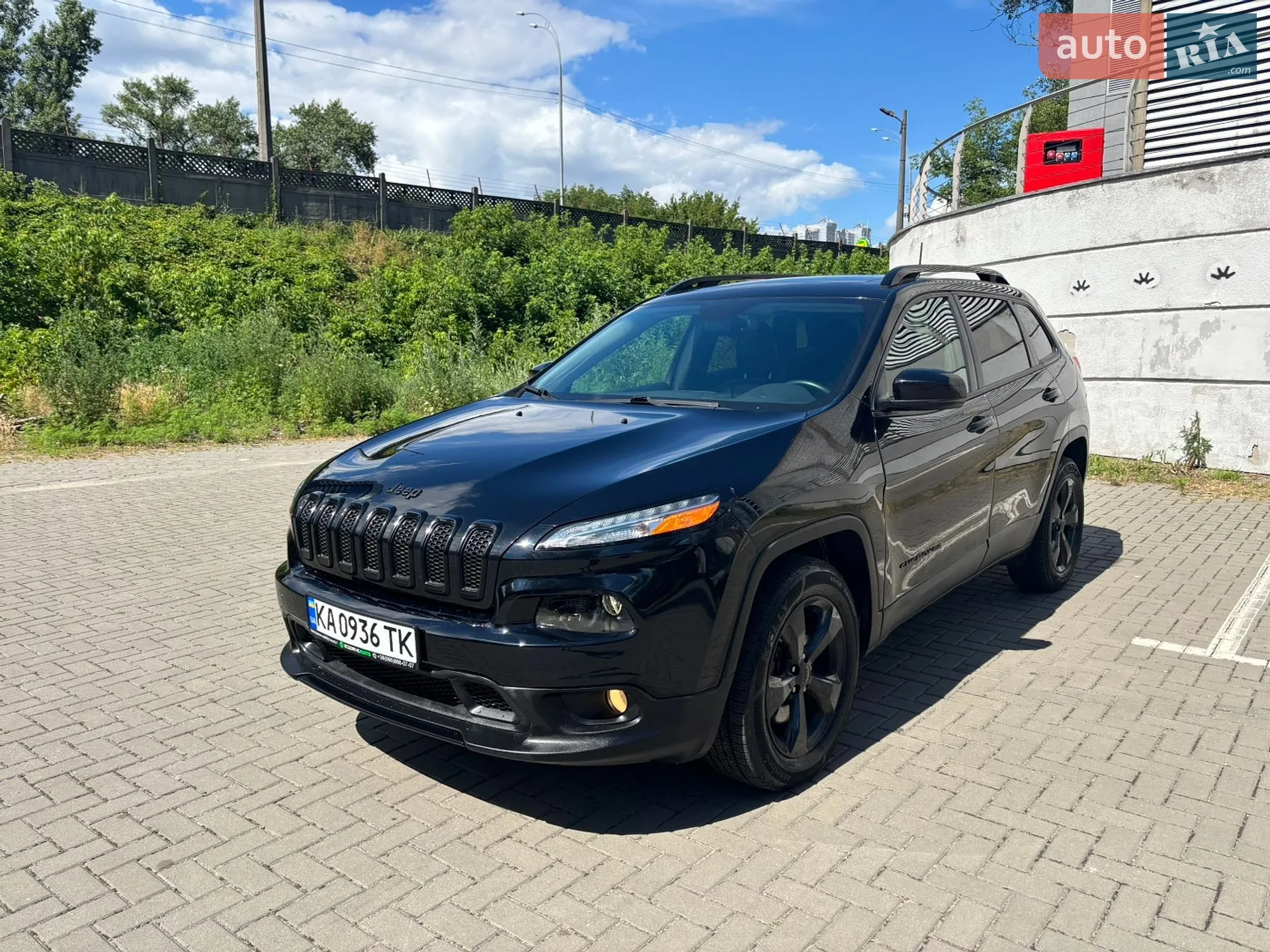 2016 Jeep Cherokee - мініатюра 3