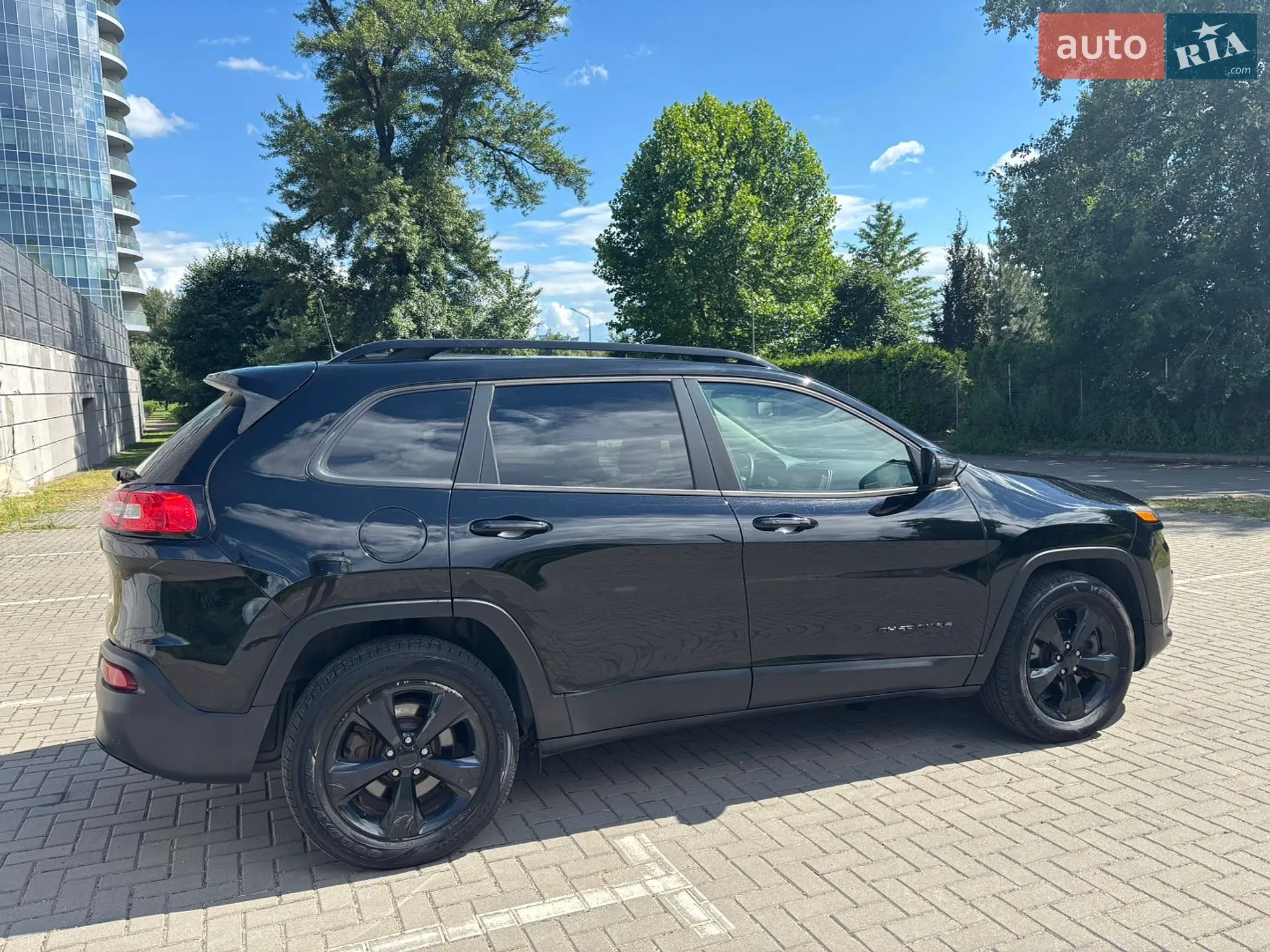 2016 Jeep Cherokee - мініатюра 9
