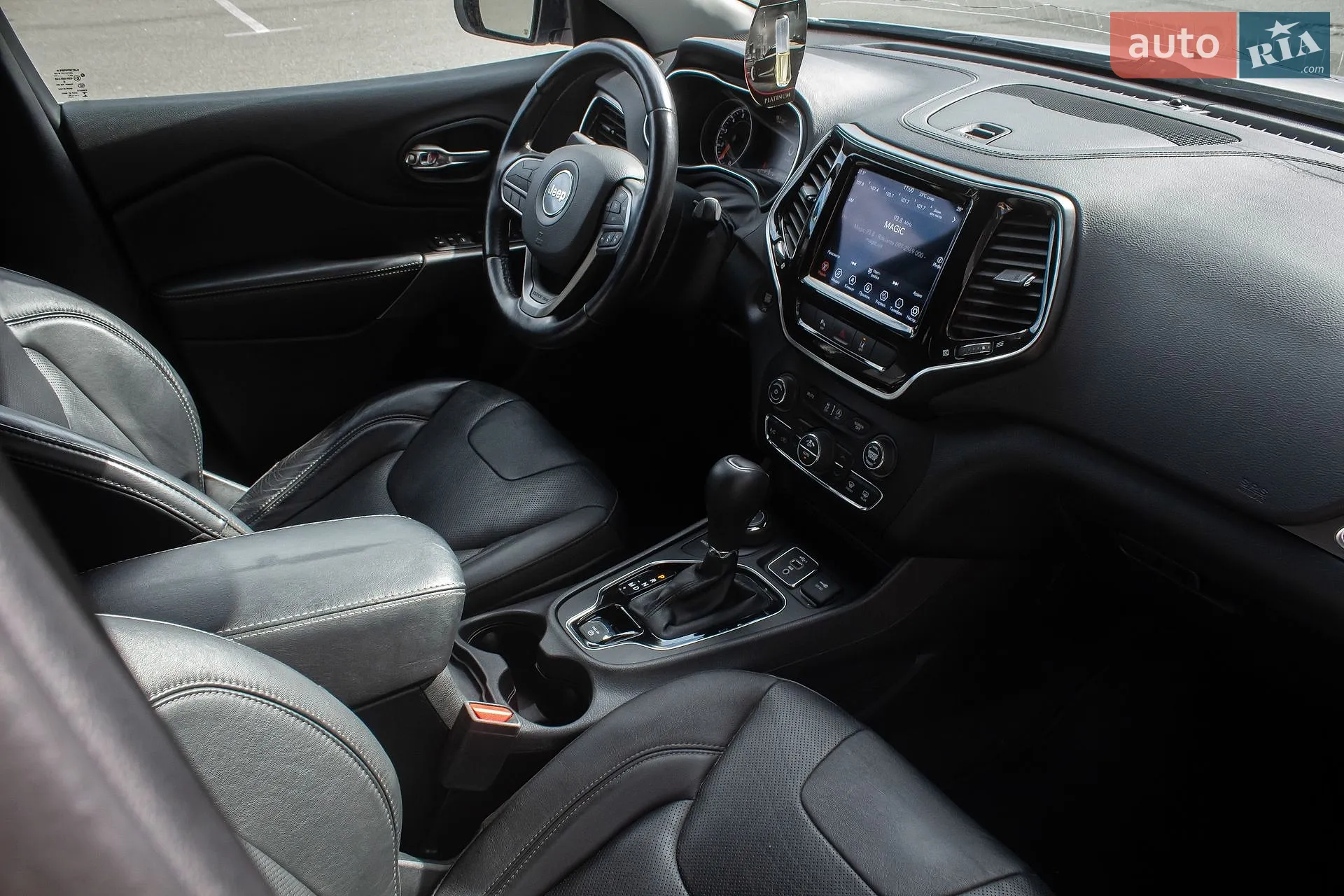 2020 Jeep Cherokee - мініатюра 14