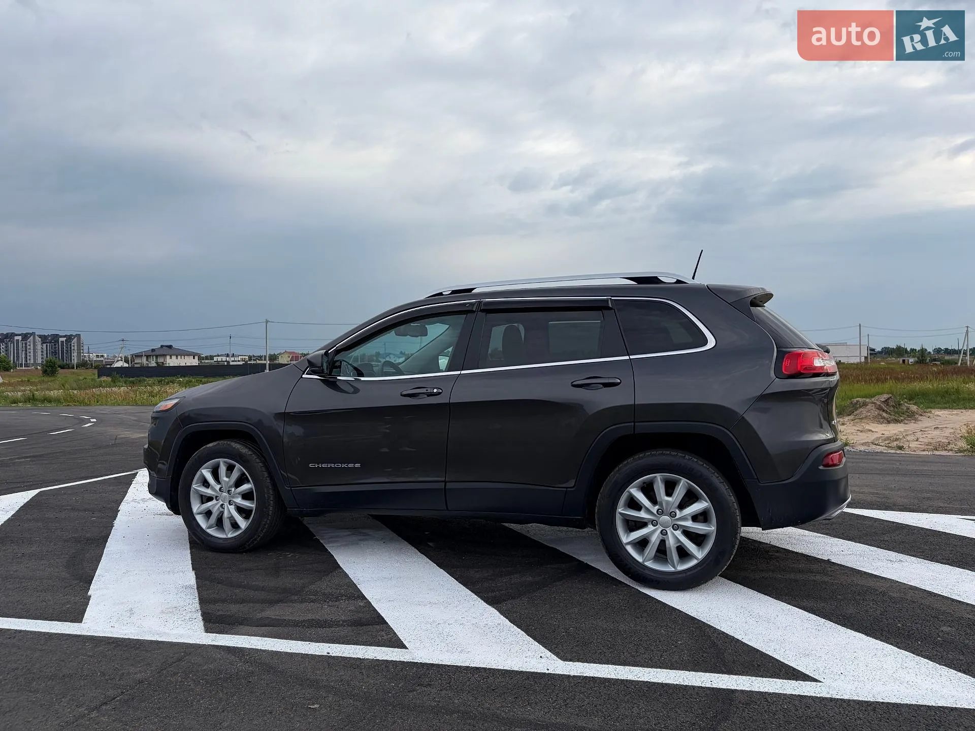2017 Jeep Cherokee - мініатюра 4