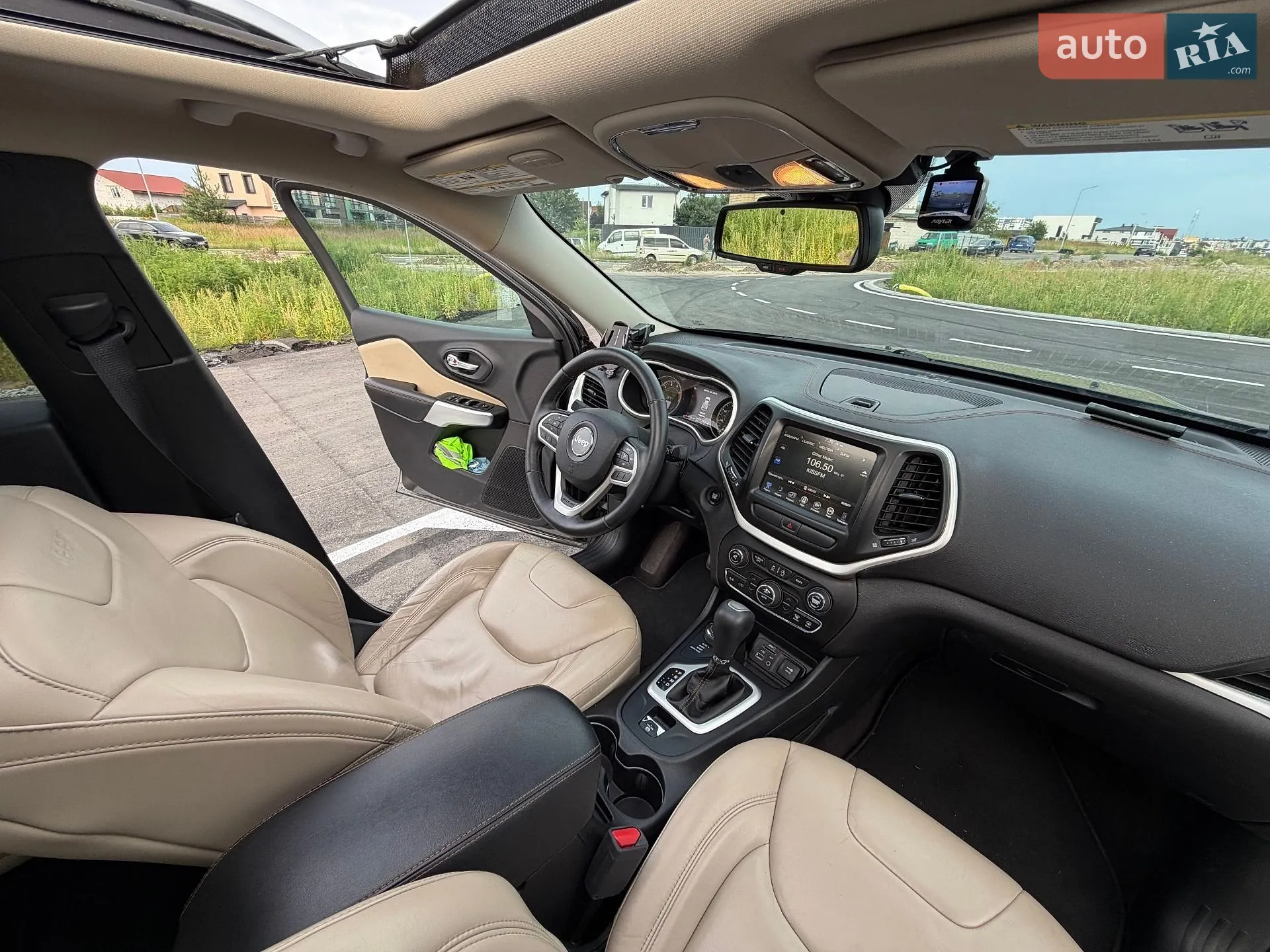2017 Jeep Cherokee - мініатюра 28