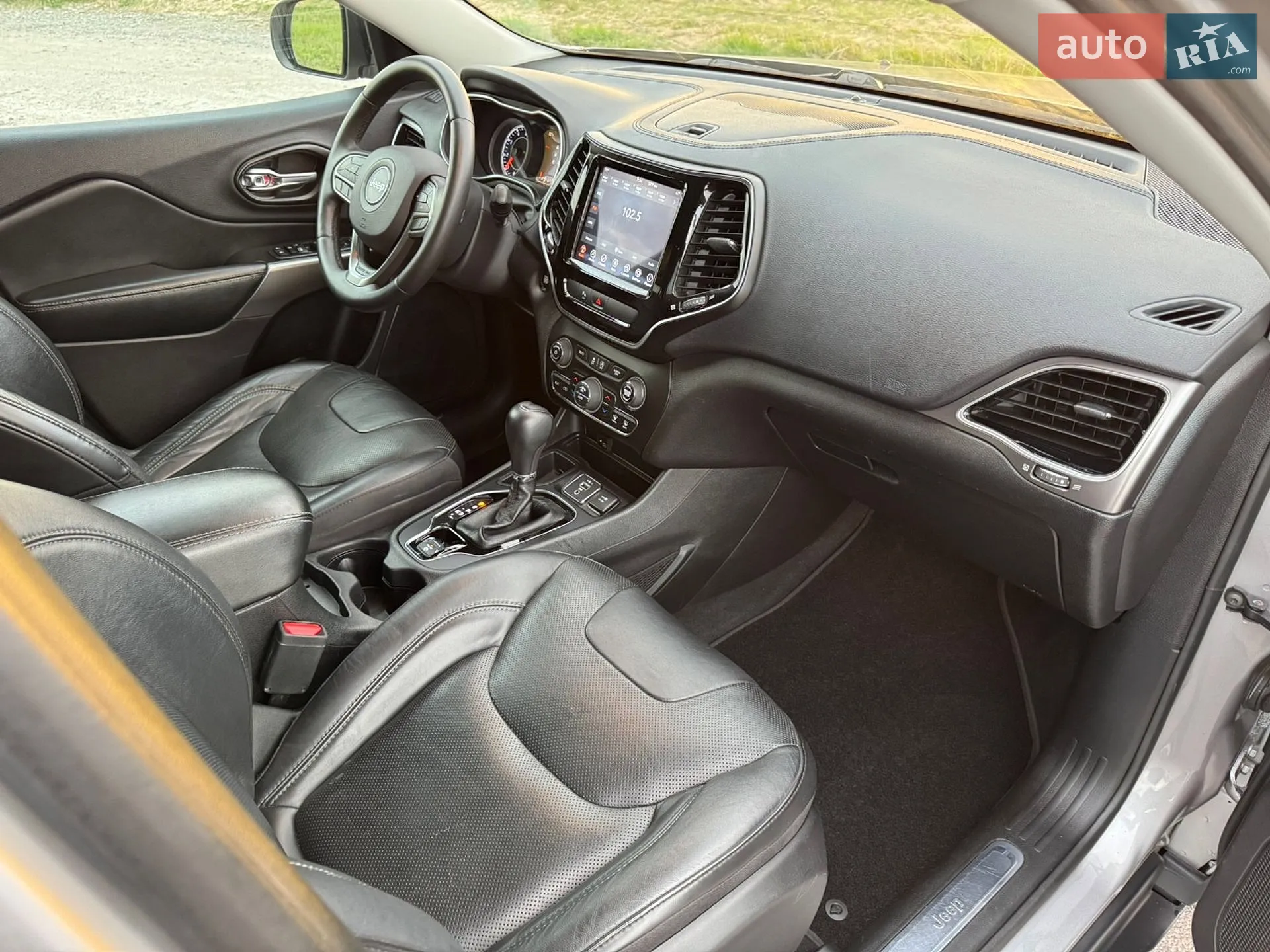 2019 Jeep Cherokee - мініатюра 71