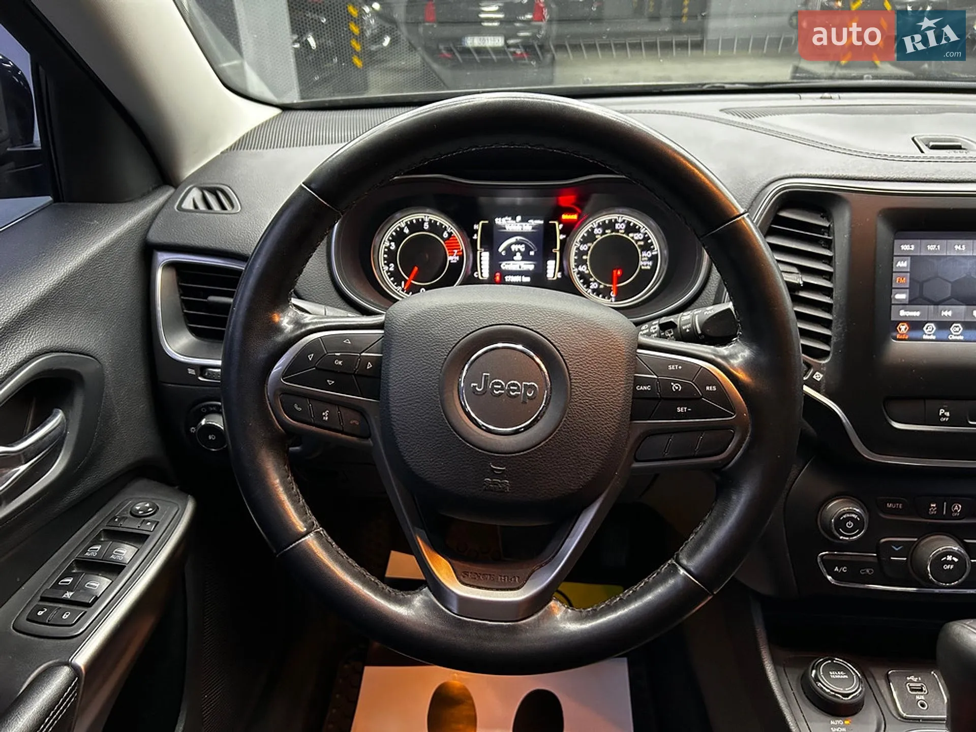 2020 Jeep Cherokee - мініатюра 17