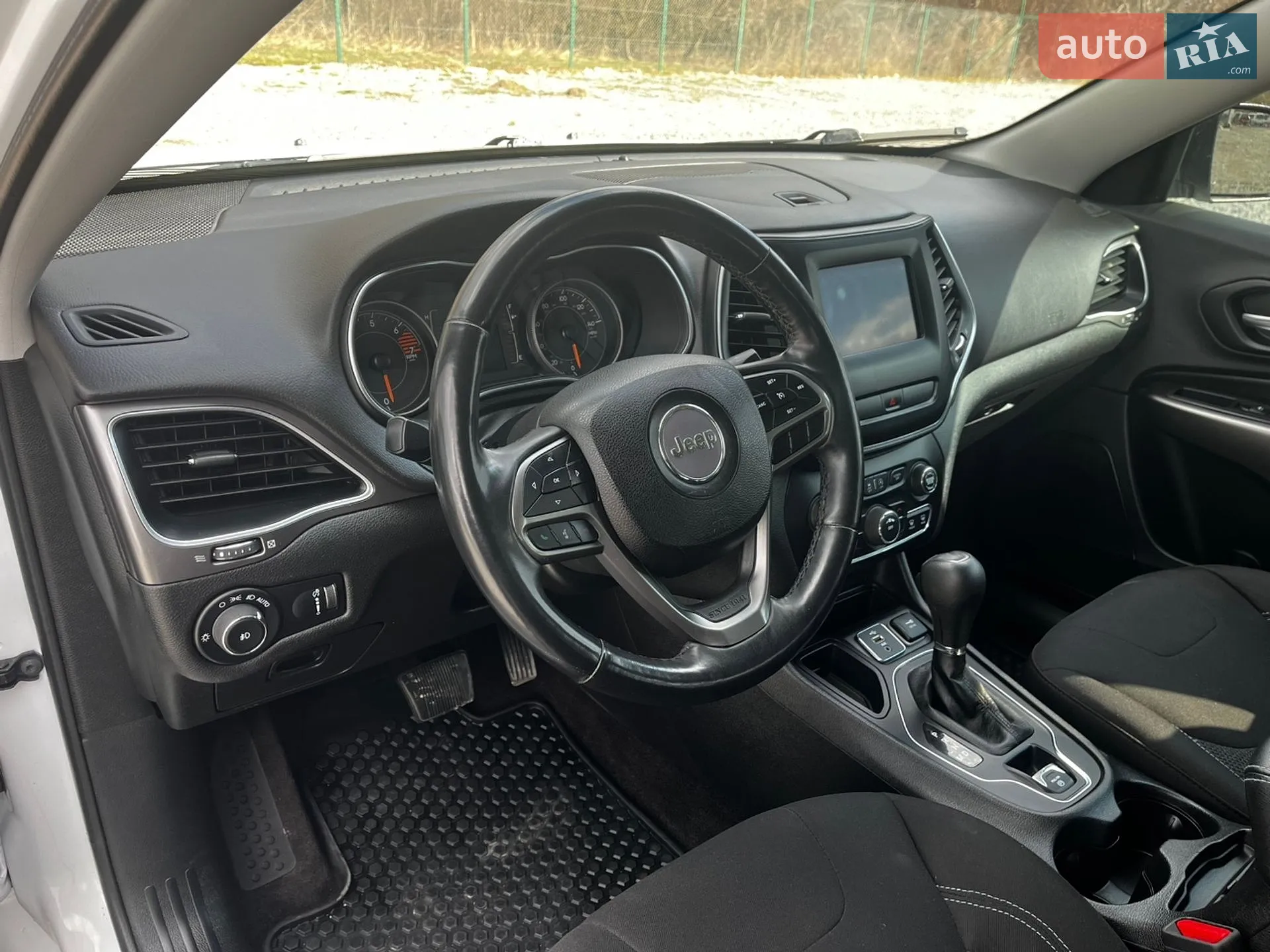 2018 Jeep Cherokee - мініатюра 9