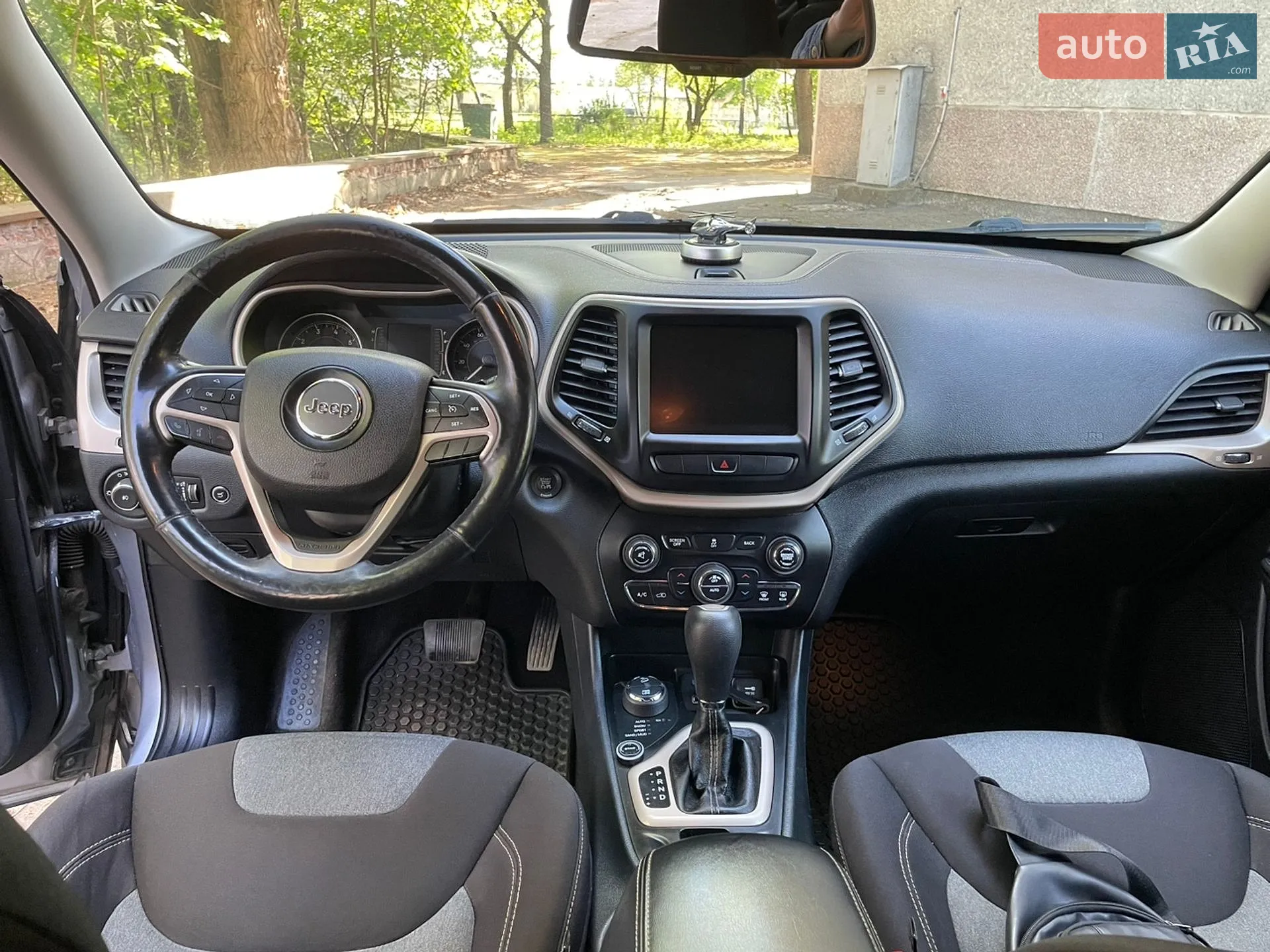 2013 Jeep Cherokee - мініатюра 25