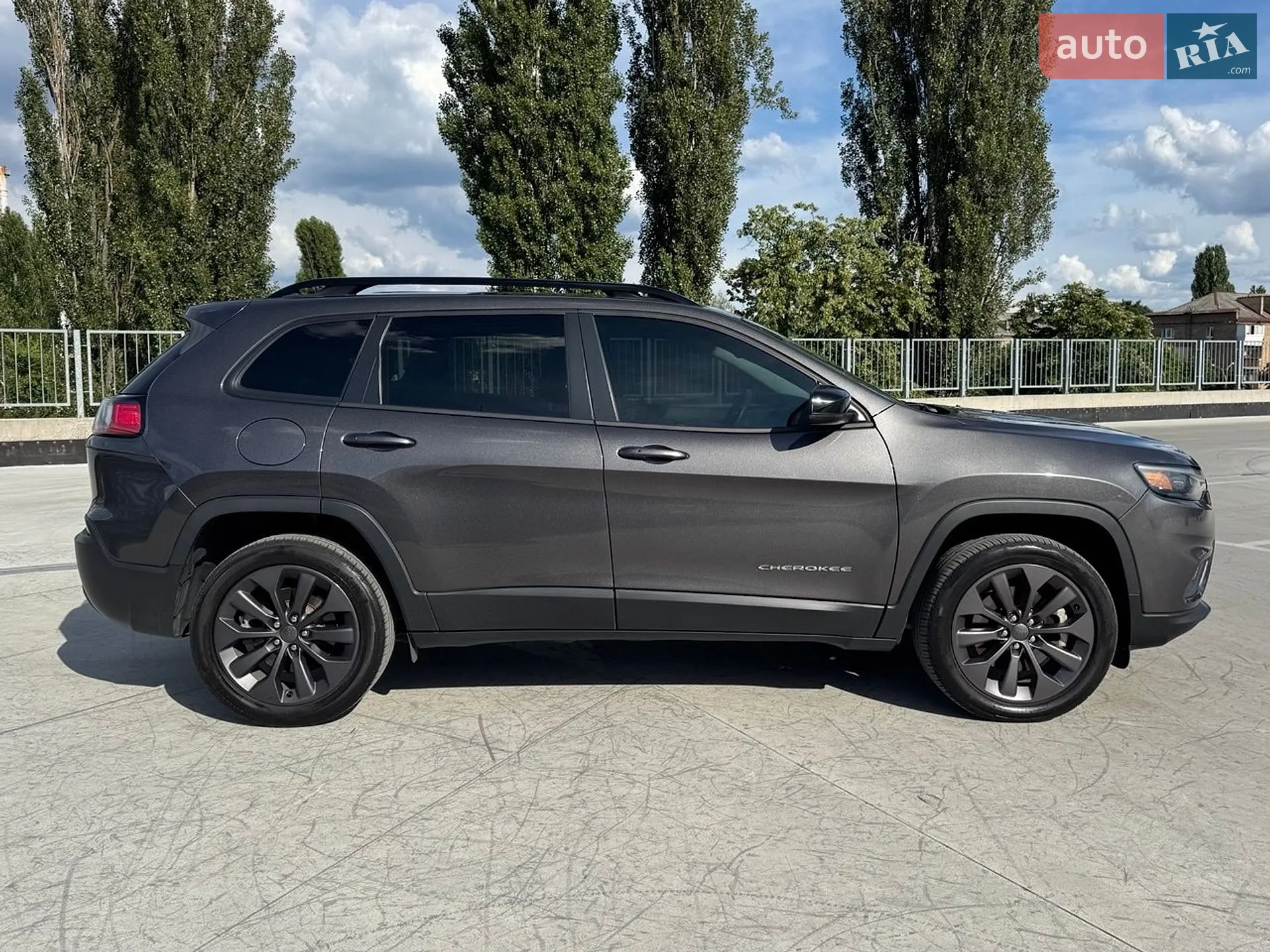 2022 Jeep Cherokee - мініатюра 4