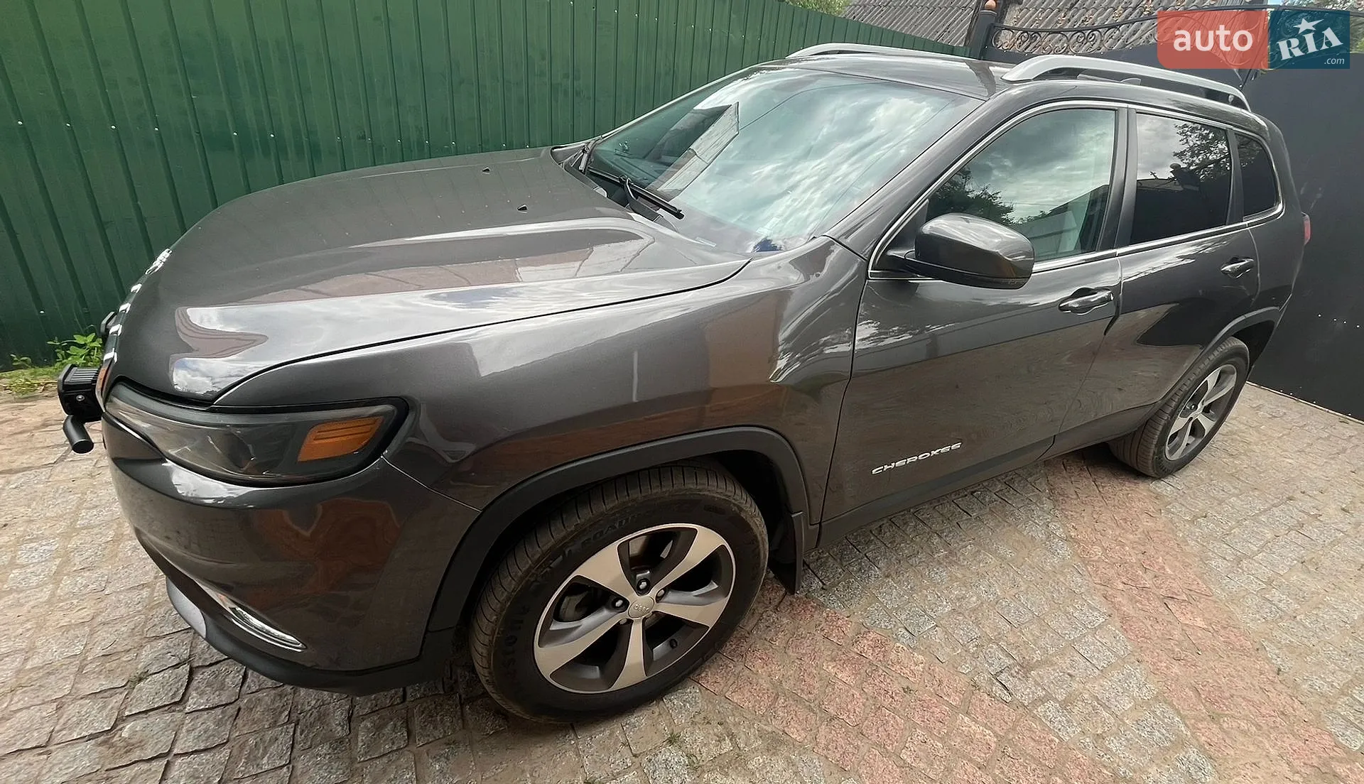 2020 Jeep Cherokee - мініатюра 9