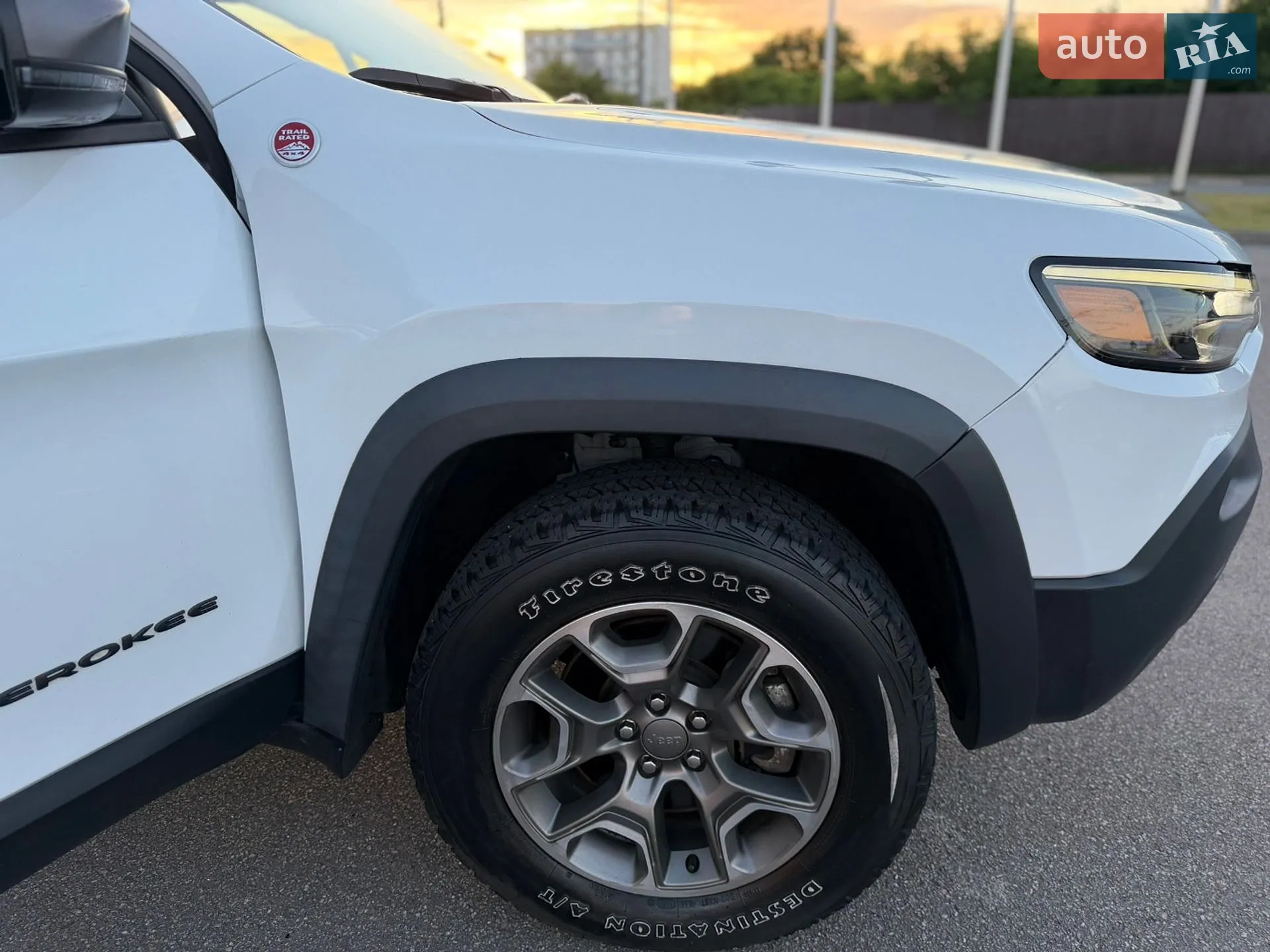 2021 Jeep Cherokee - мініатюра 14