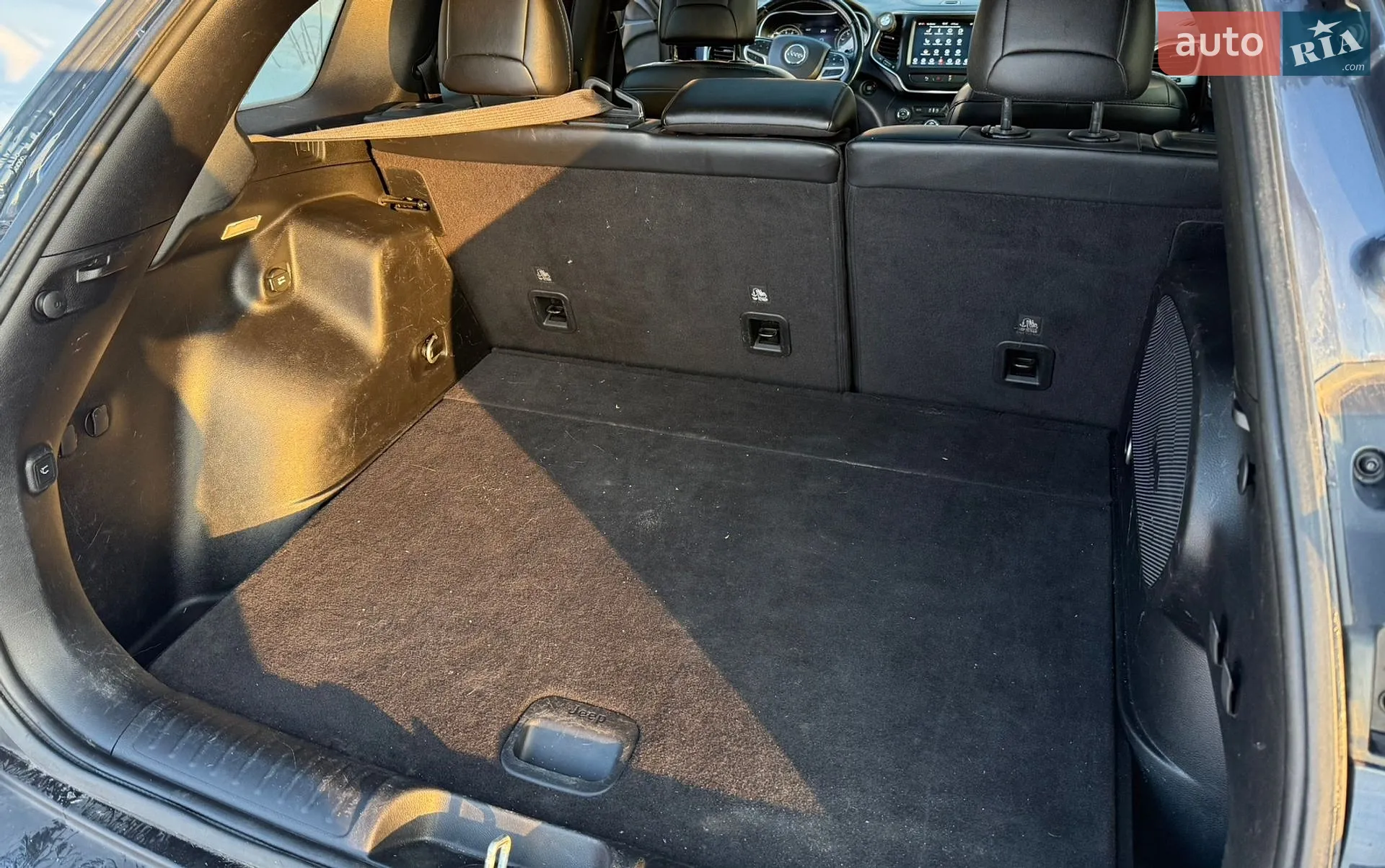 2021 Jeep Cherokee - мініатюра 29