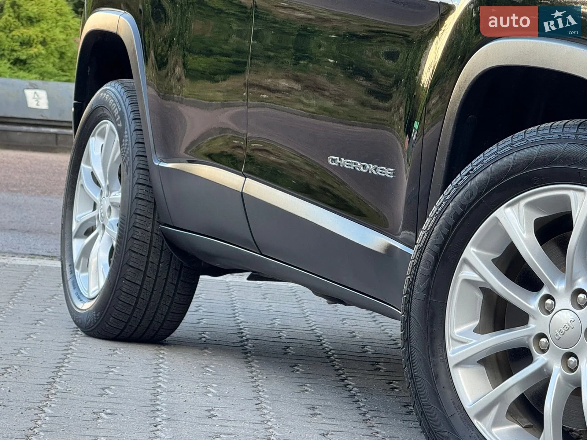 2020 Jeep Cherokee - мініатюра 26